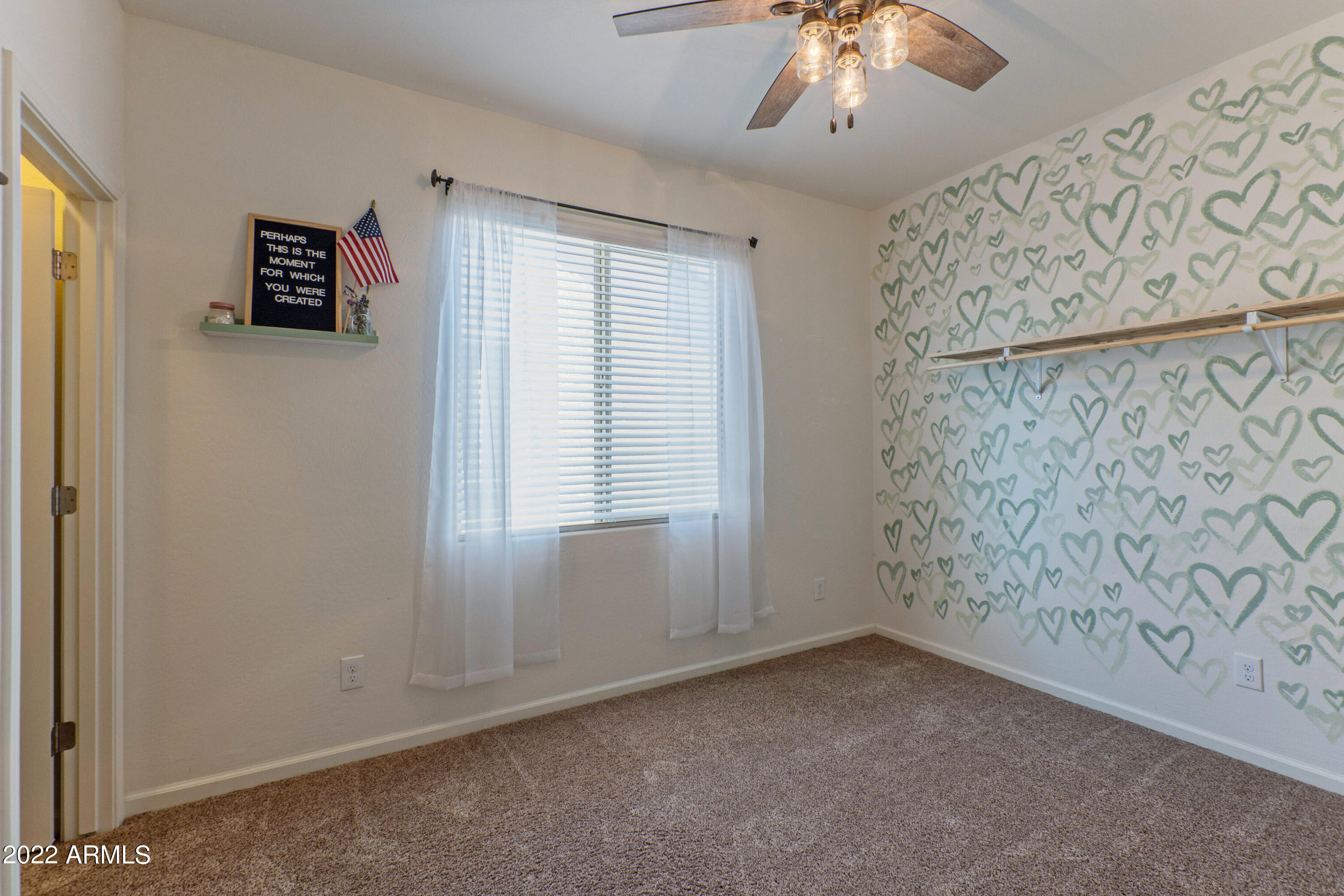 3919 E NARROWLEAF Drive