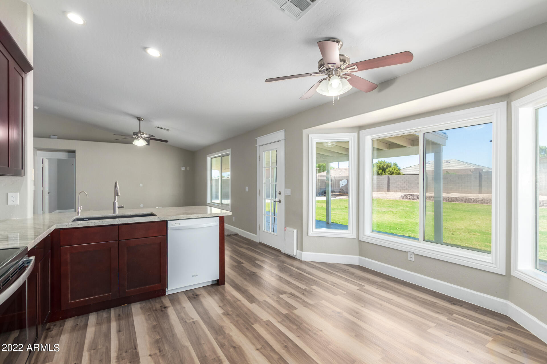 11338 E RUTLEDGE Avenue