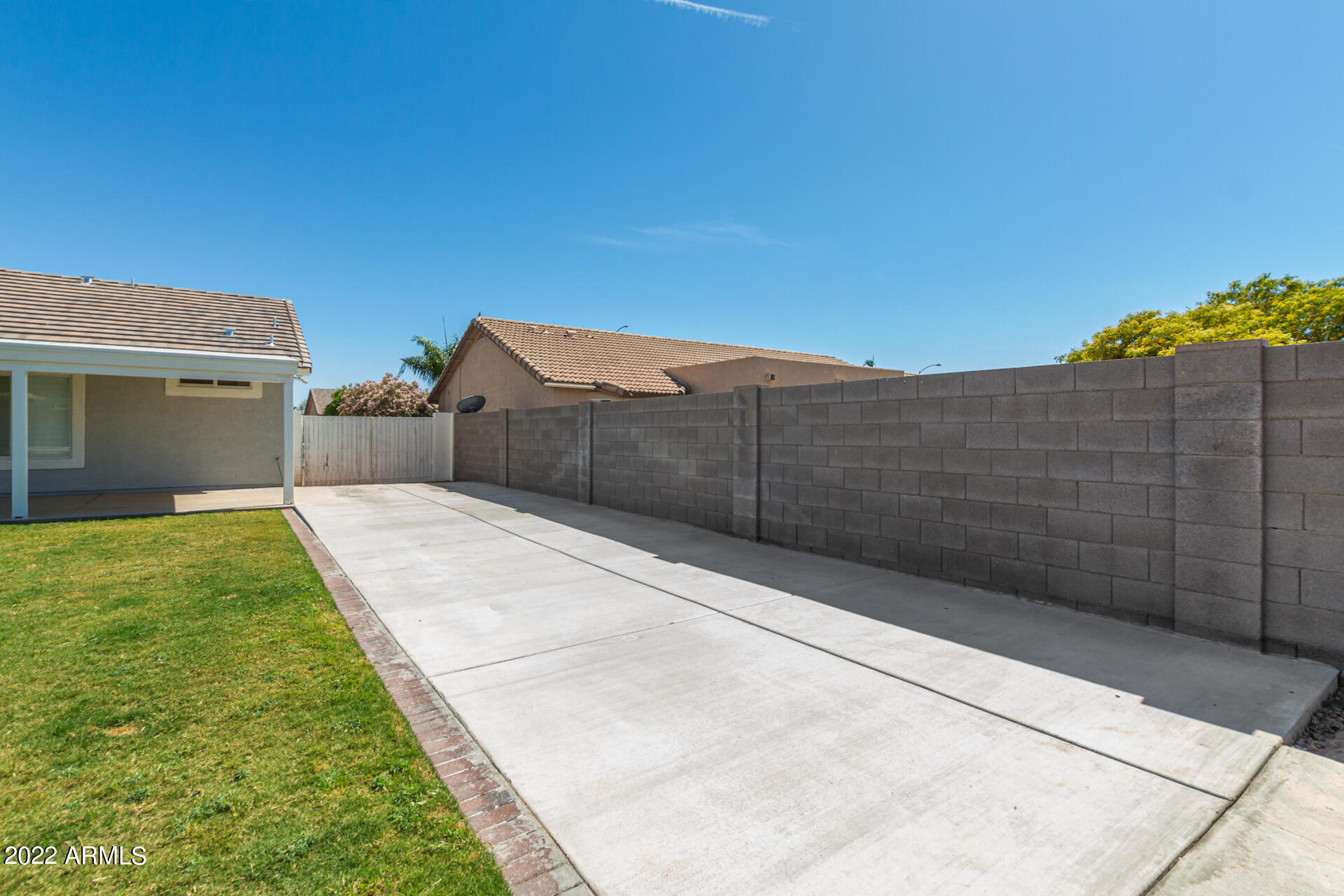 11338 E RUTLEDGE Avenue