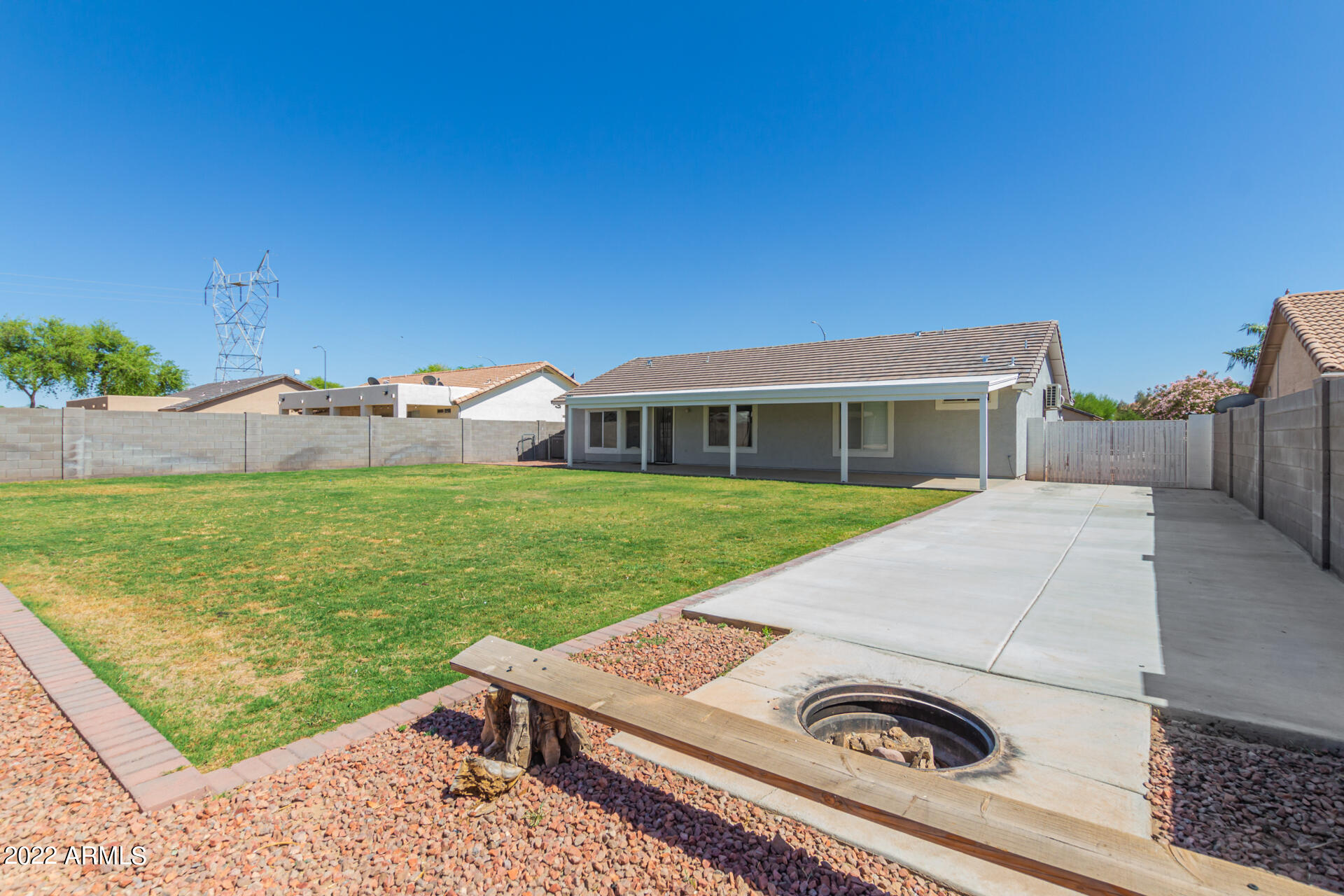 11338 E RUTLEDGE Avenue