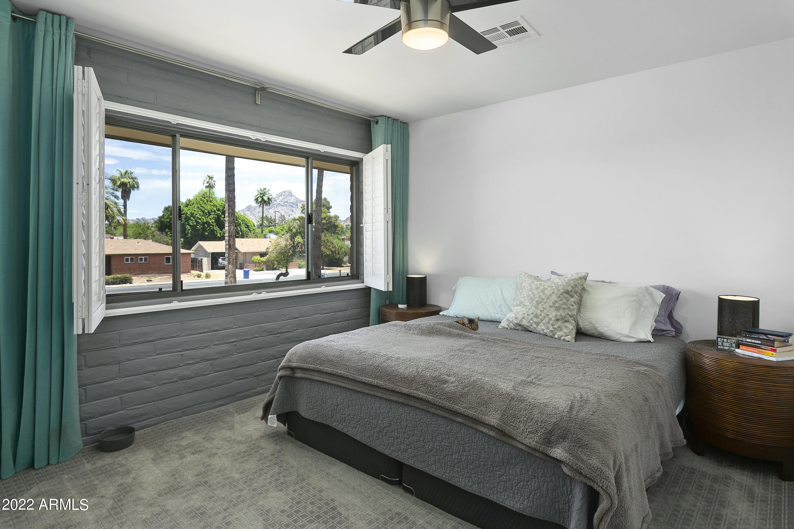1901 E MISSOURI Avenue # 210