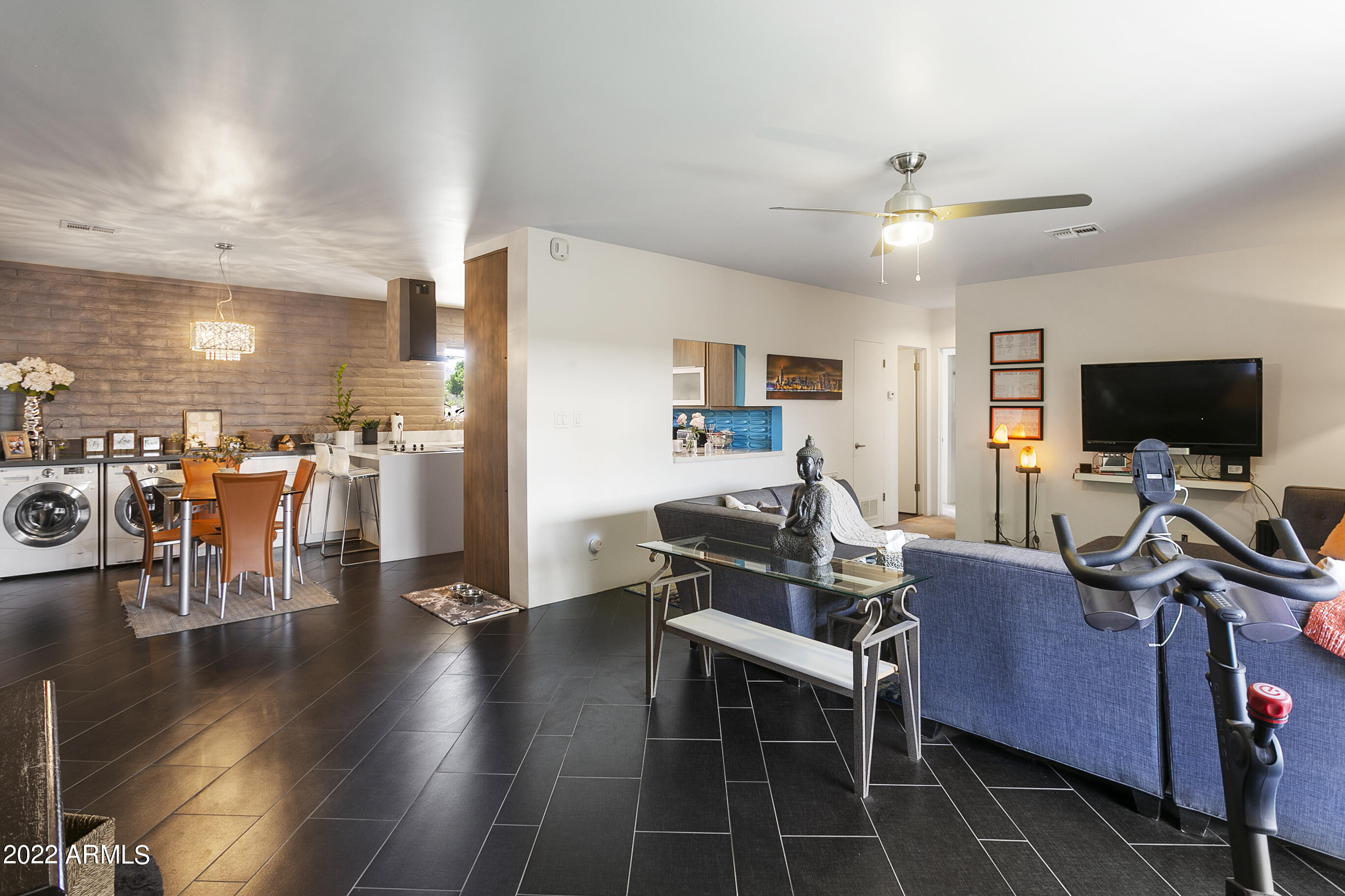 1901 E MISSOURI Avenue # 210