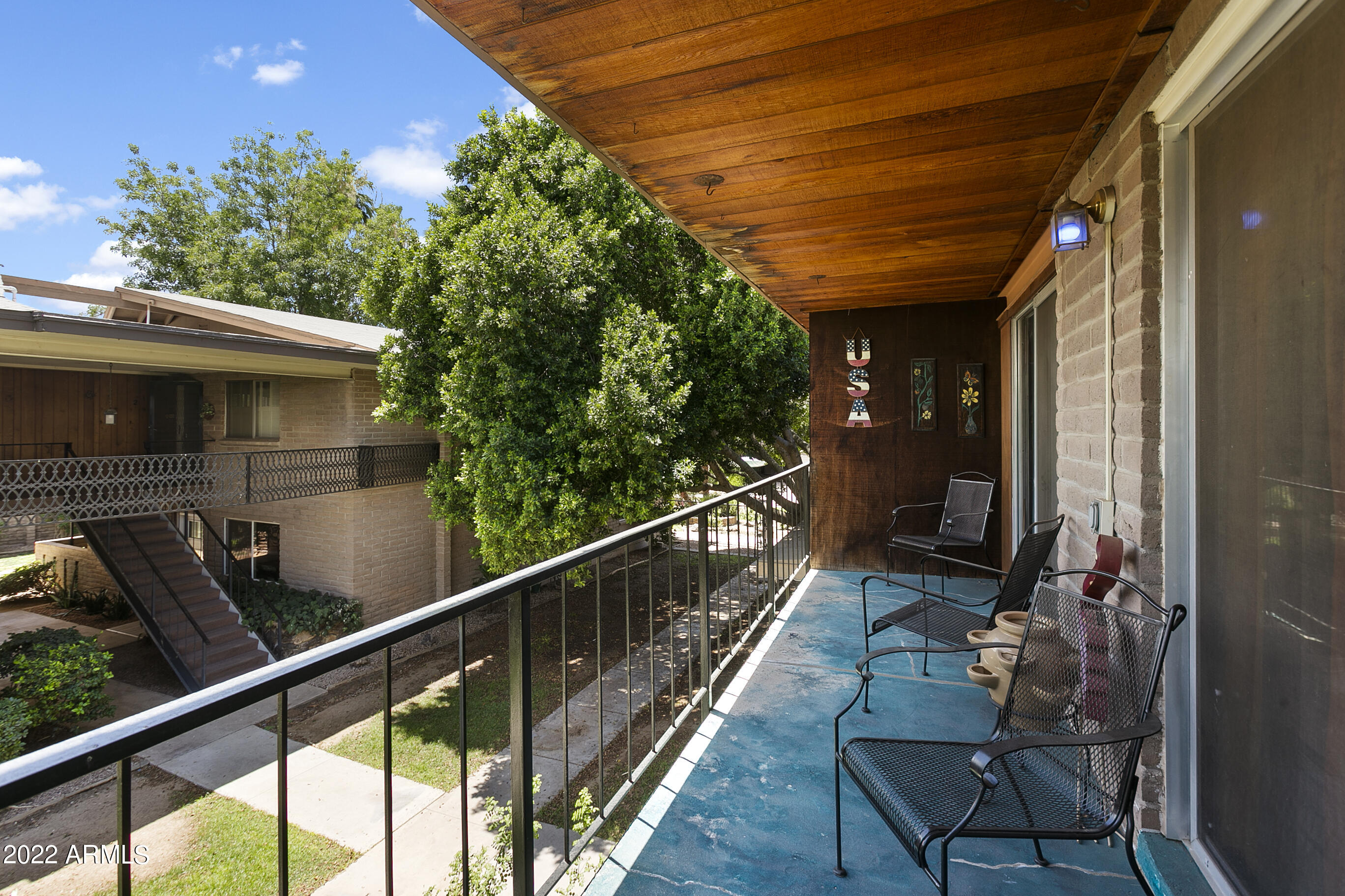1901 E MISSOURI Avenue # 210