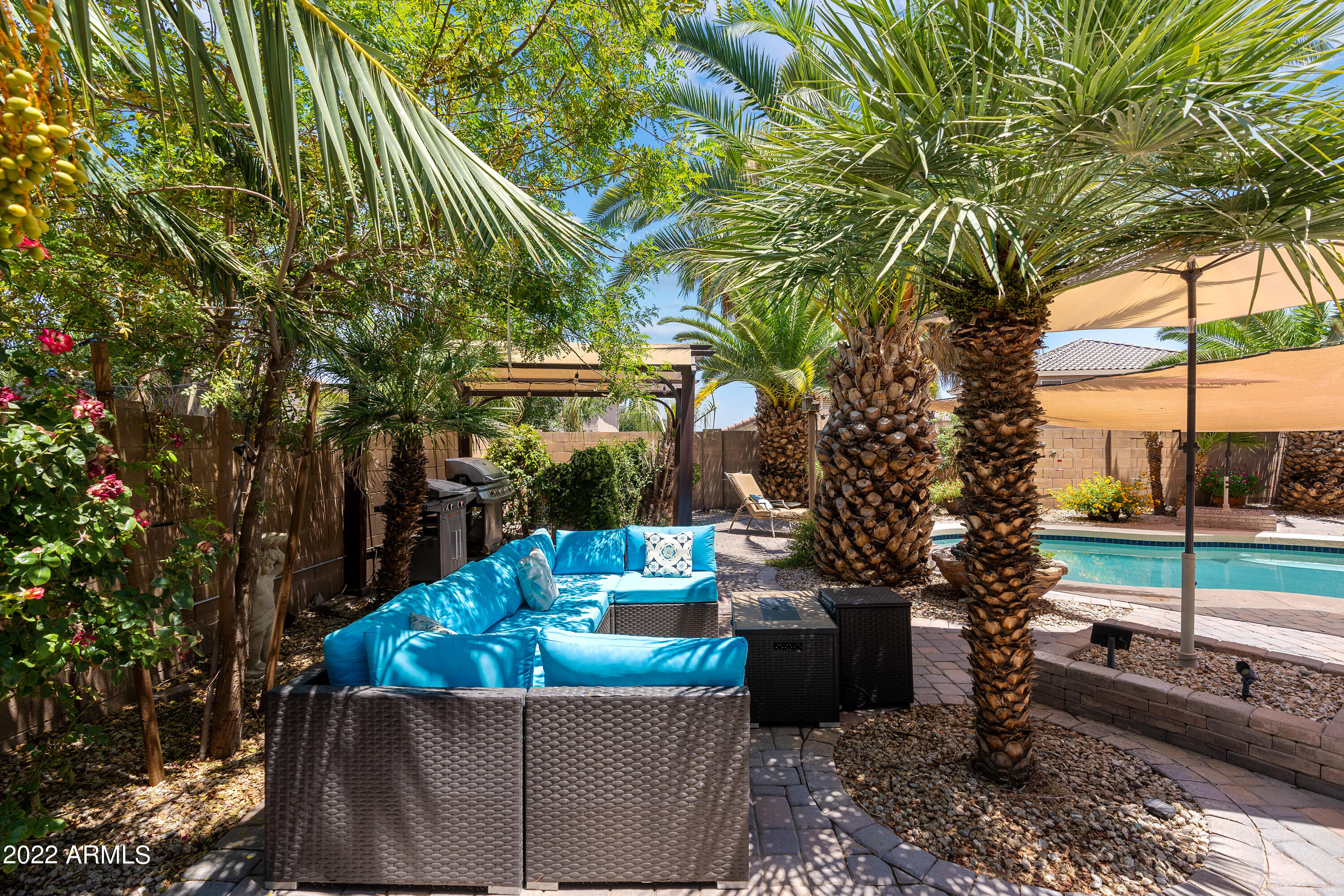1366 E SAGUARO Trail