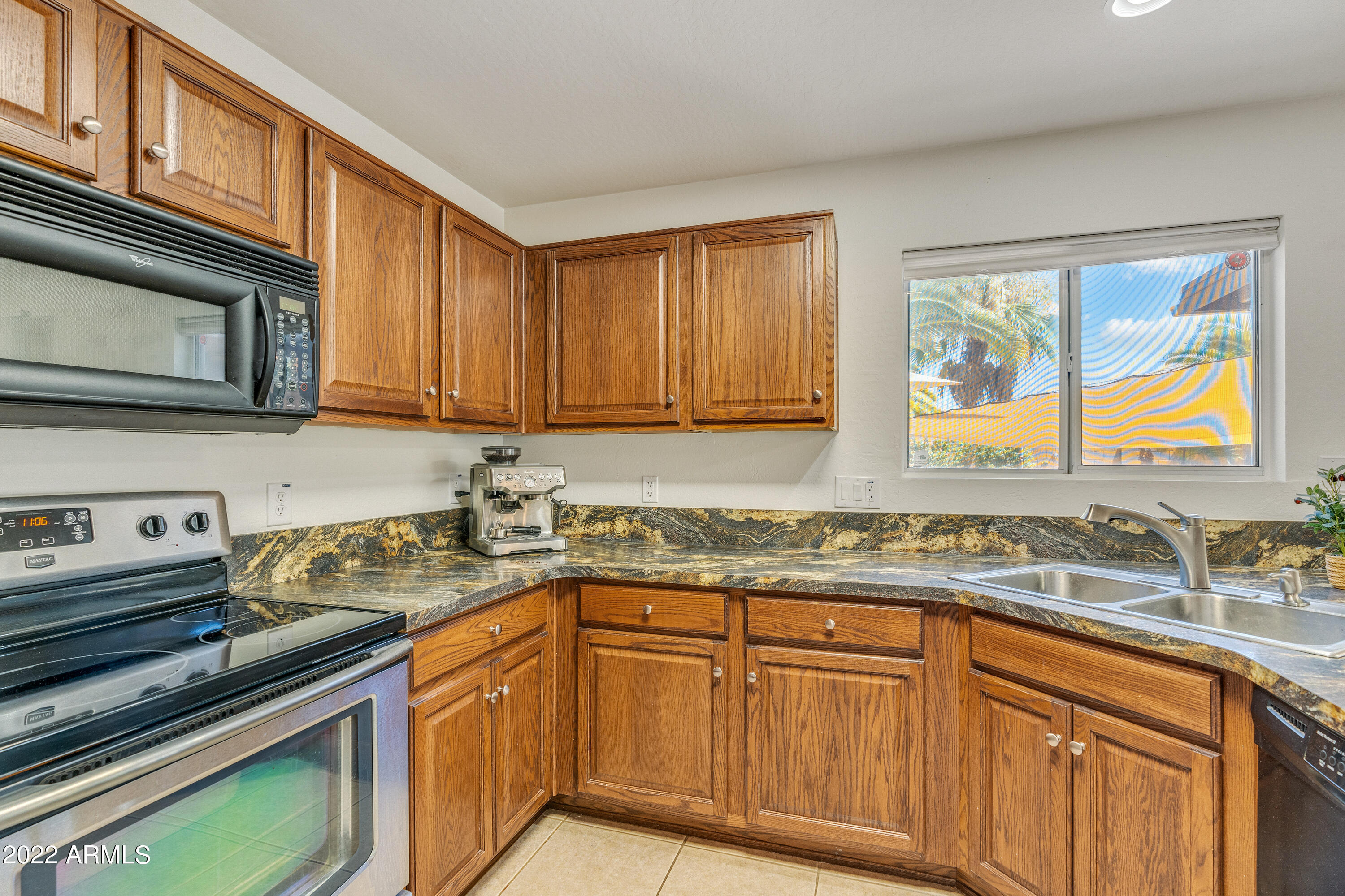 1366 E SAGUARO Trail