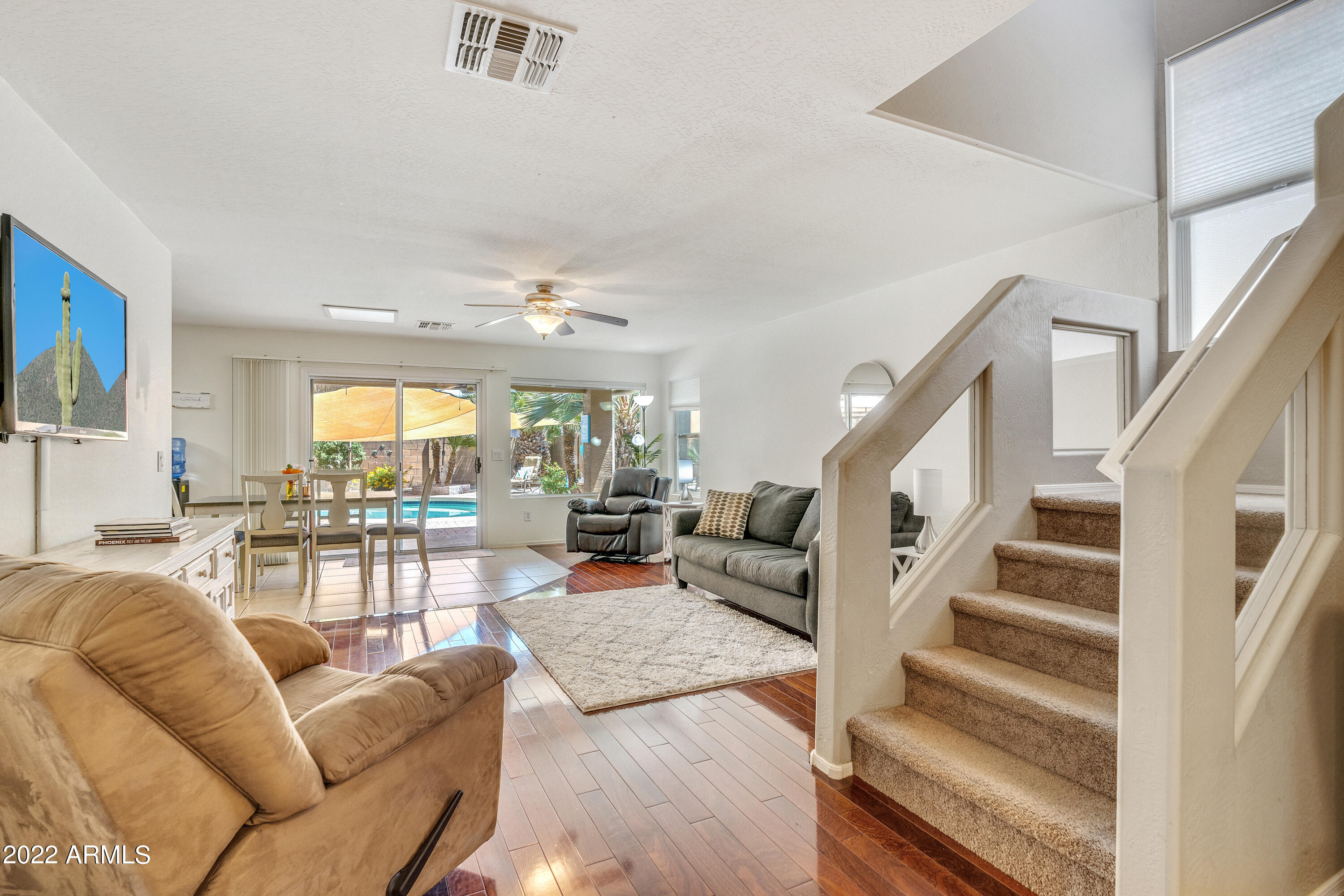 1366 E SAGUARO Trail