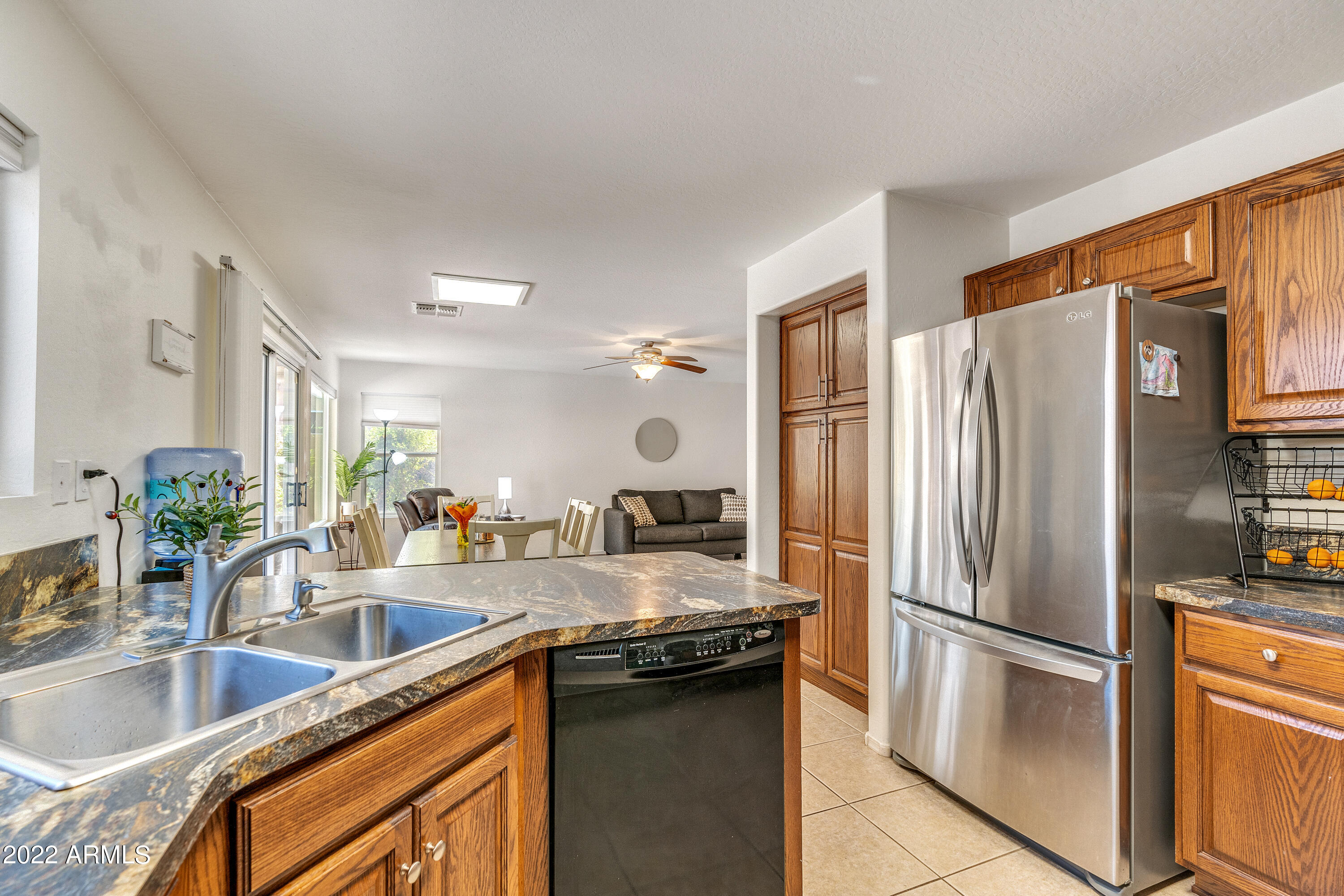 1366 E SAGUARO Trail
