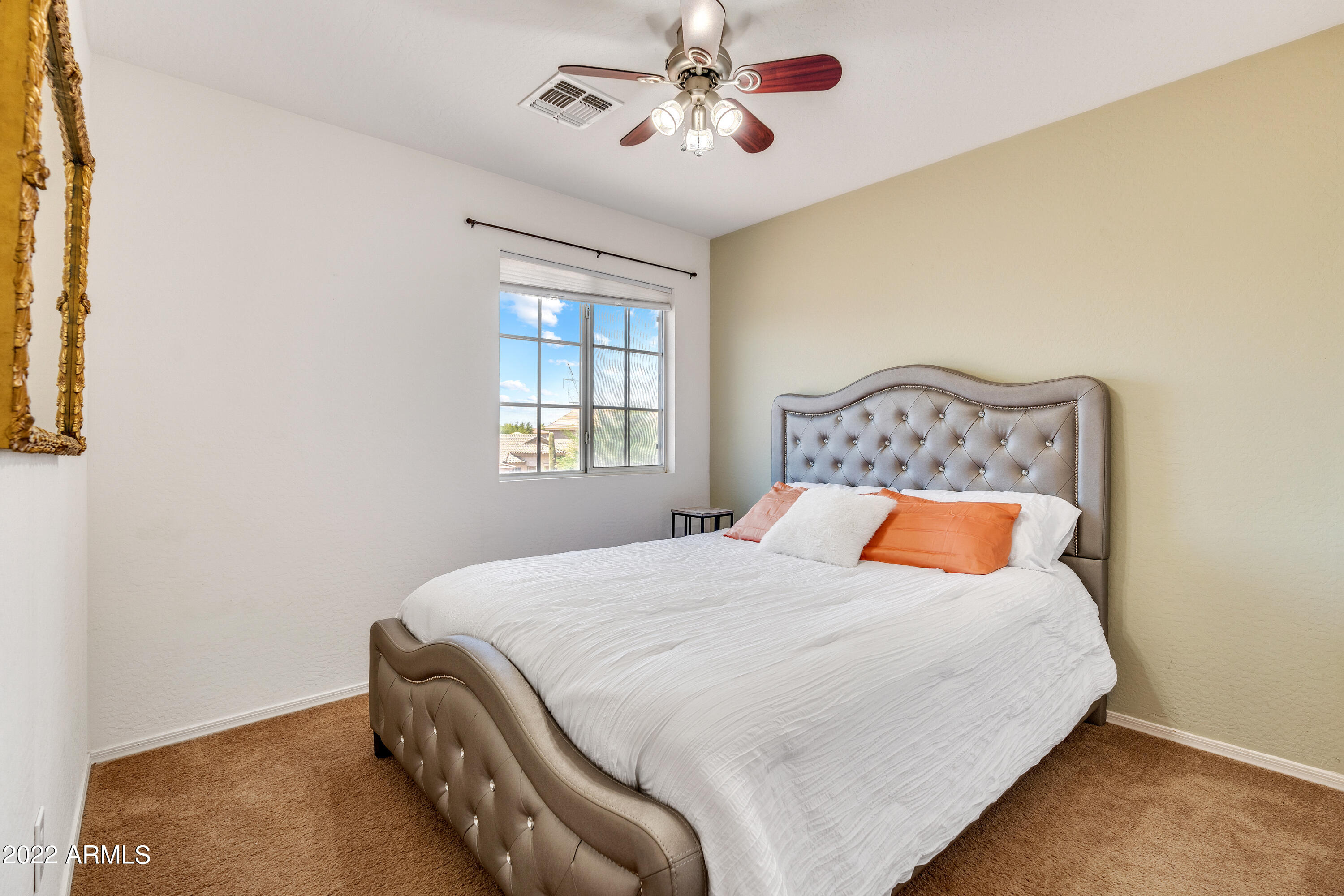 1366 E SAGUARO Trail