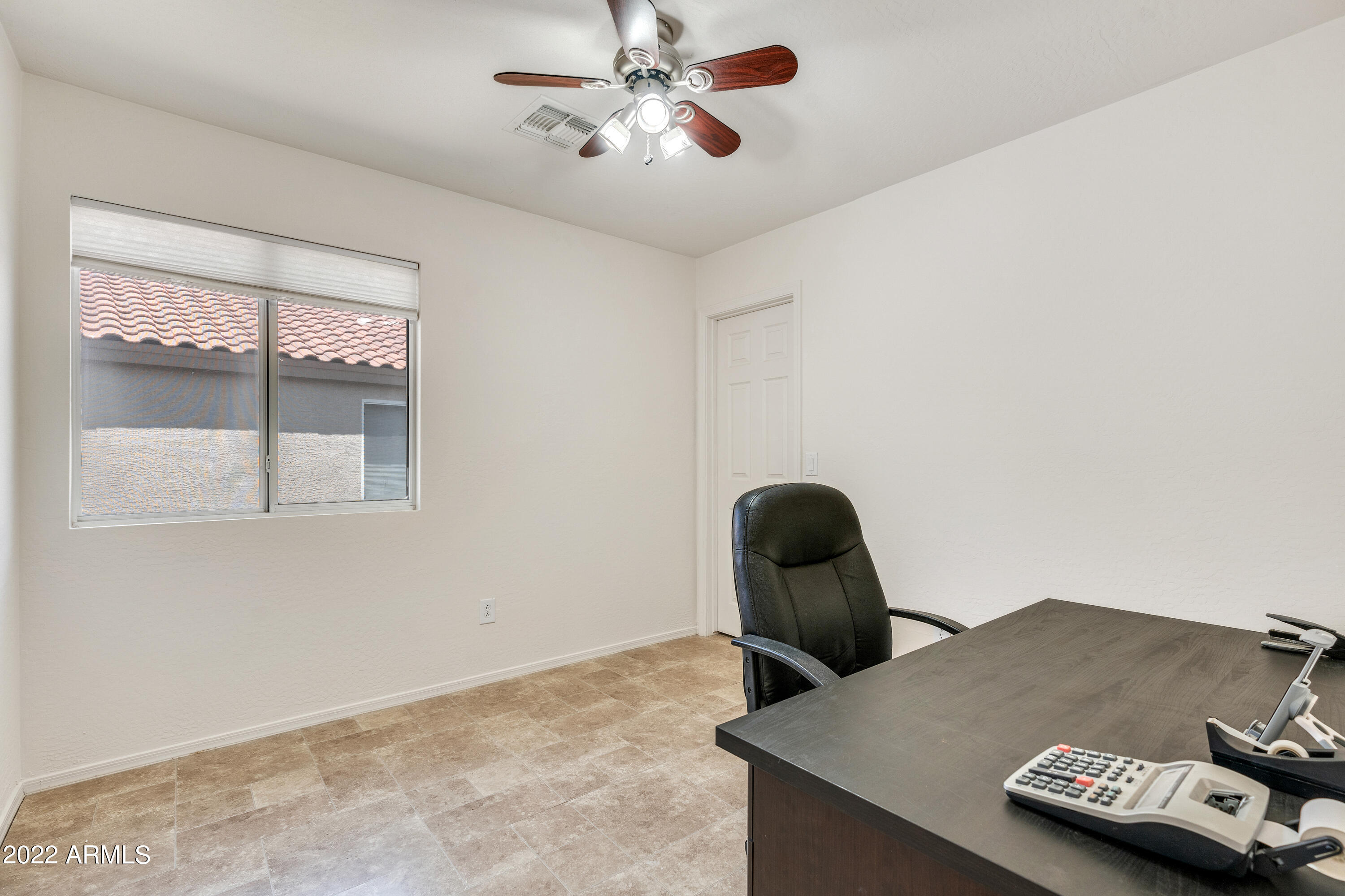 1366 E SAGUARO Trail