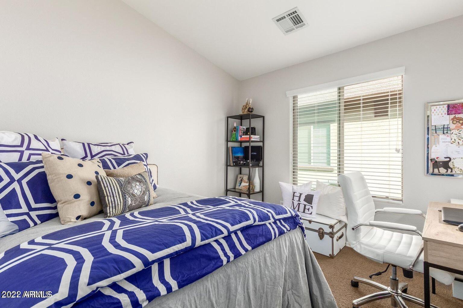 2725 E MINE CREEK Road # 1040