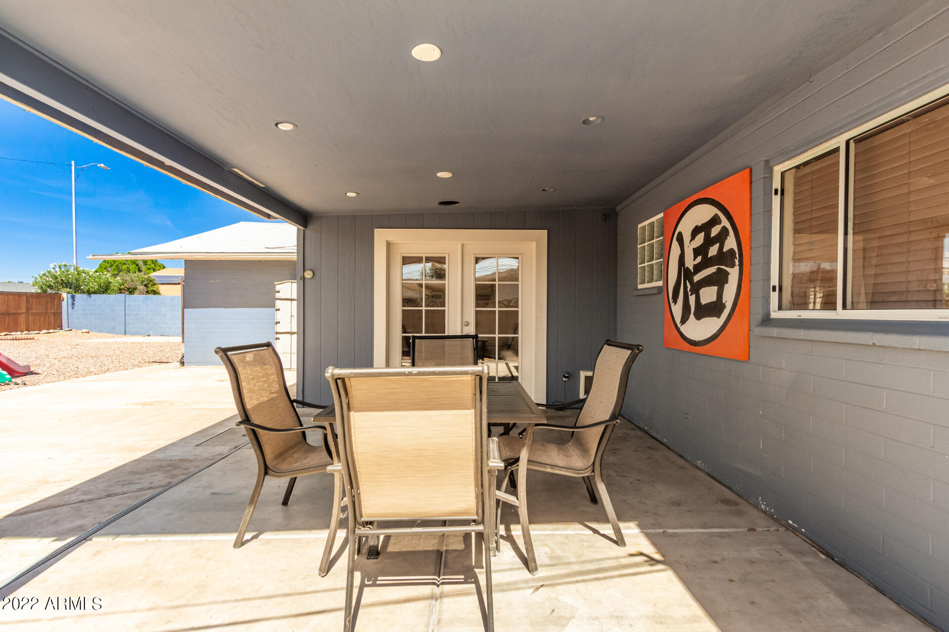 922 W 9TH Place