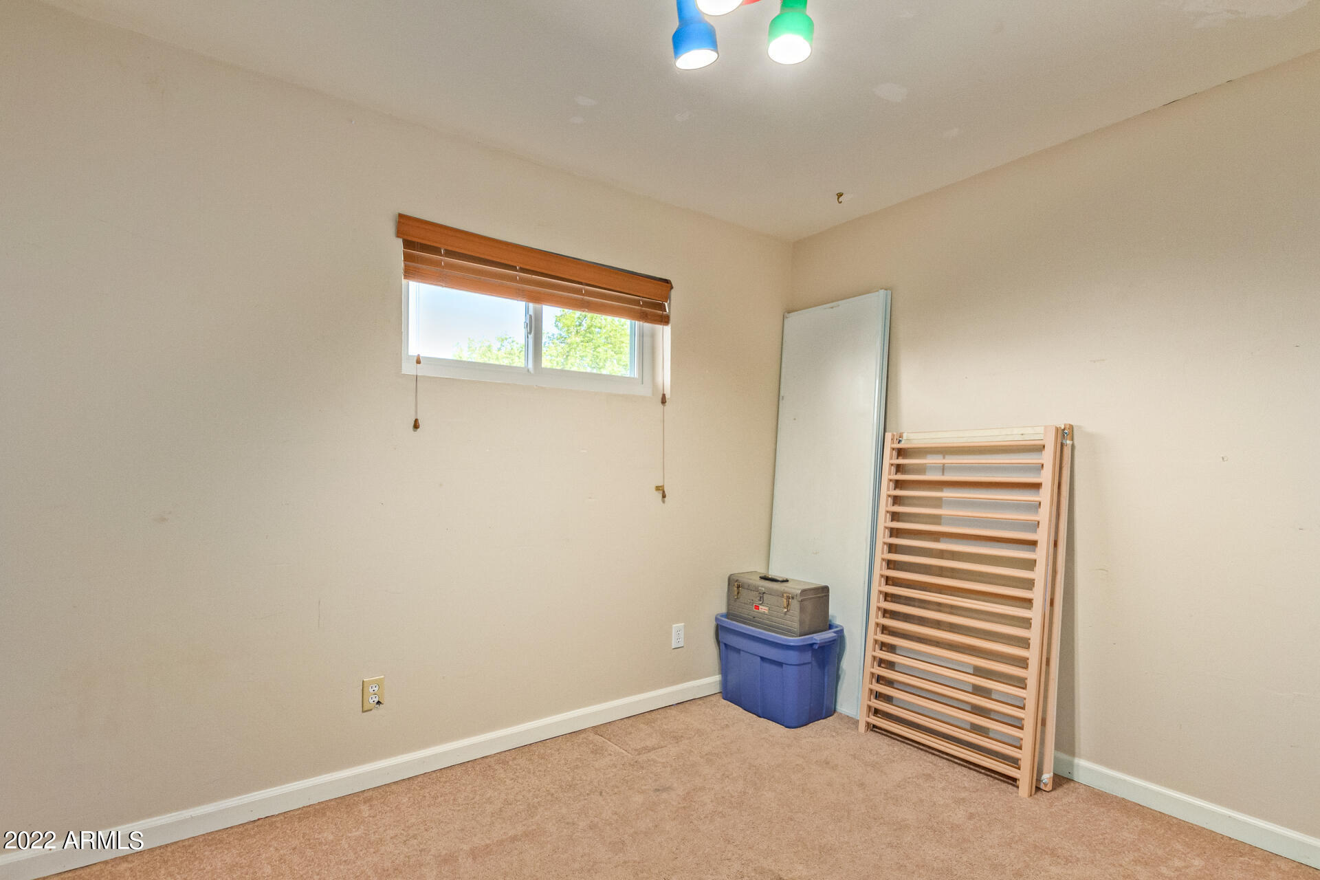 922 W 9TH Place