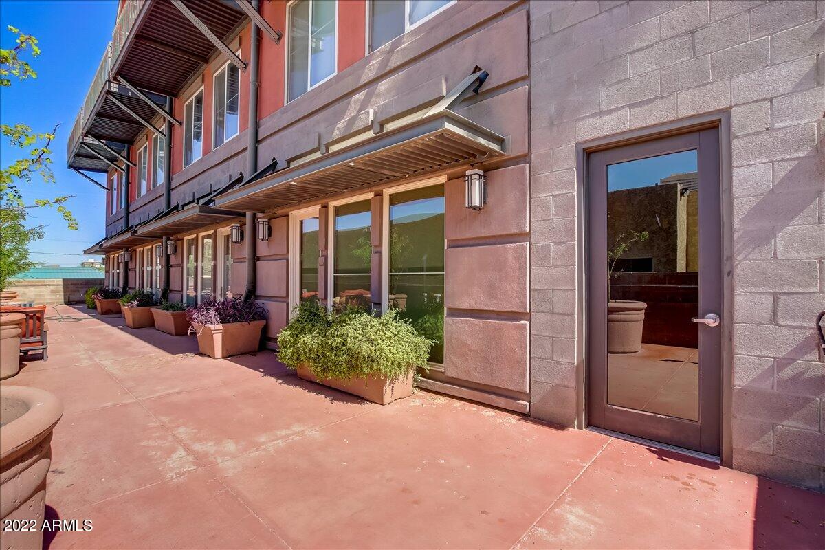 215 E MCKINLEY Street # 206