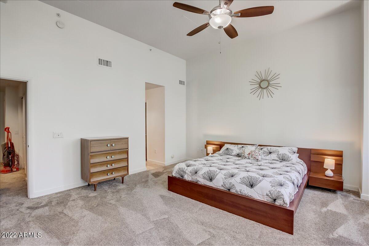 215 E MCKINLEY Street # 206