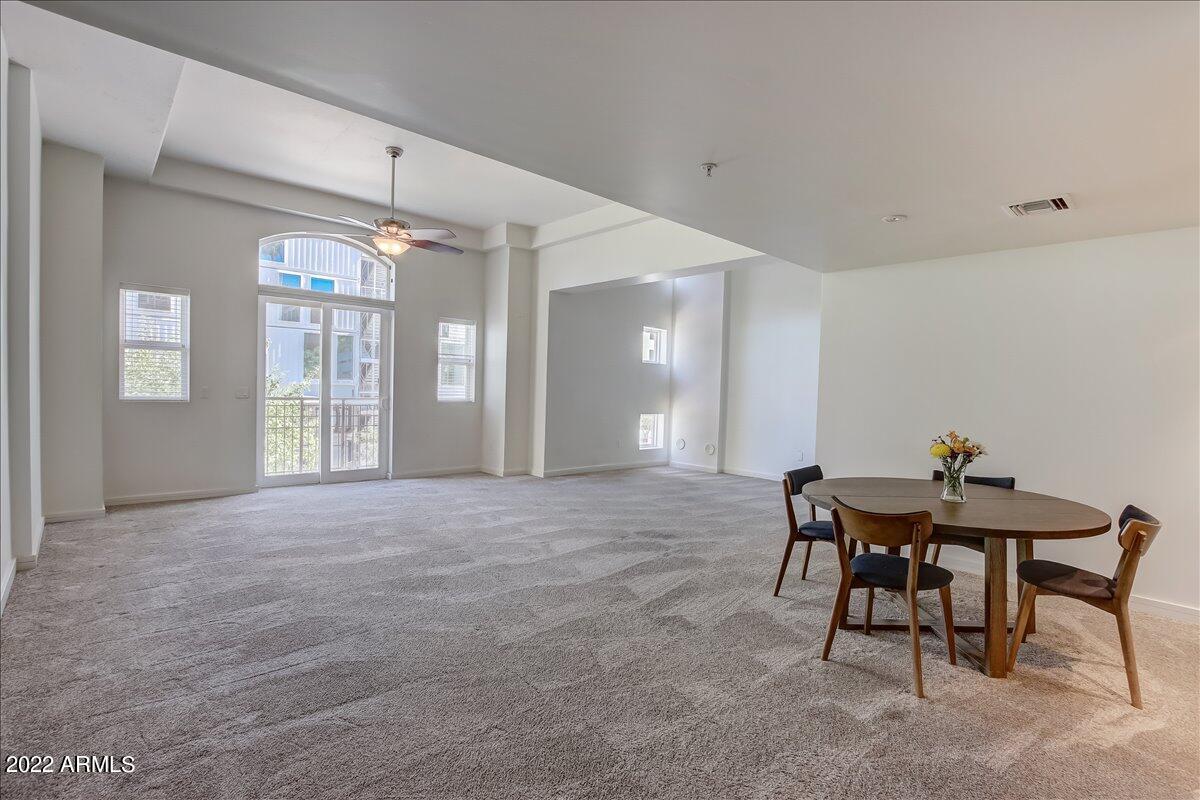215 E MCKINLEY Street # 206