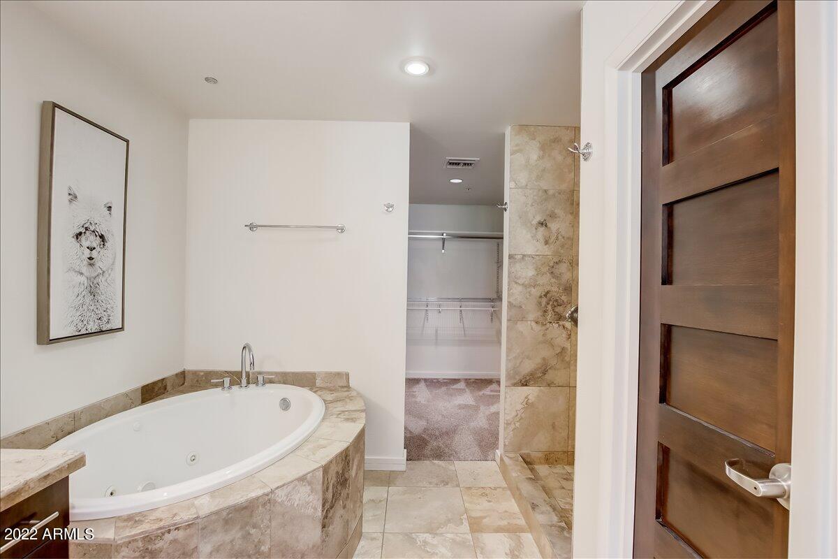 215 E MCKINLEY Street # 206