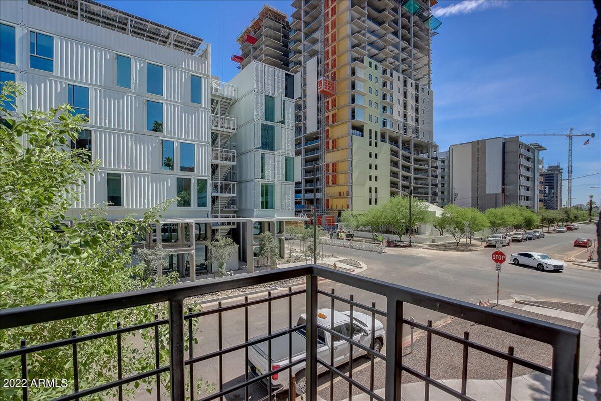 215 E MCKINLEY Street # 206