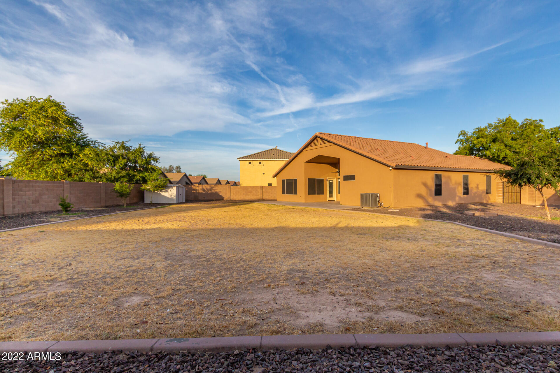 4820 W DESERT Lane