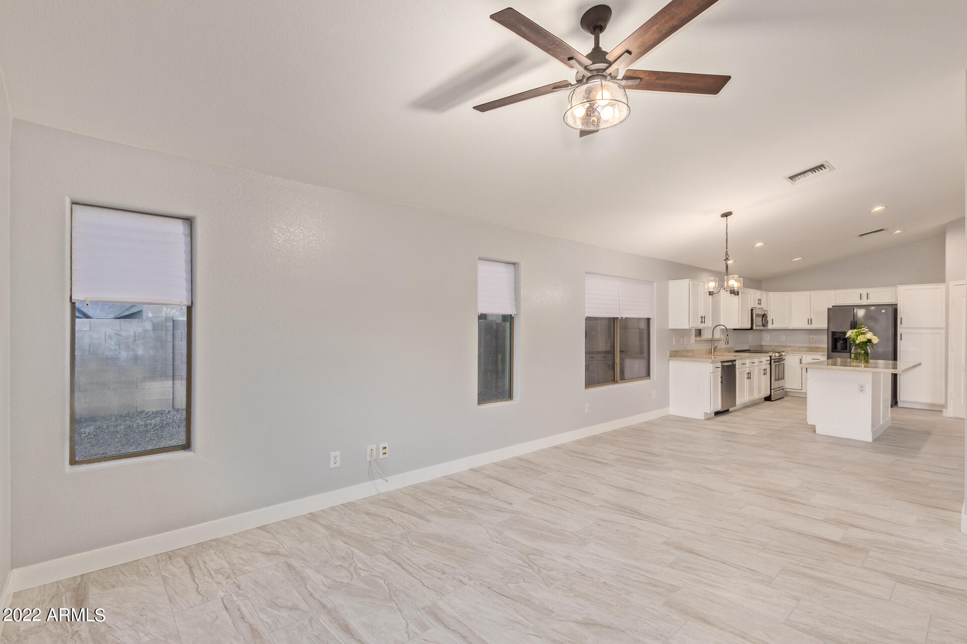 4820 W DESERT Lane