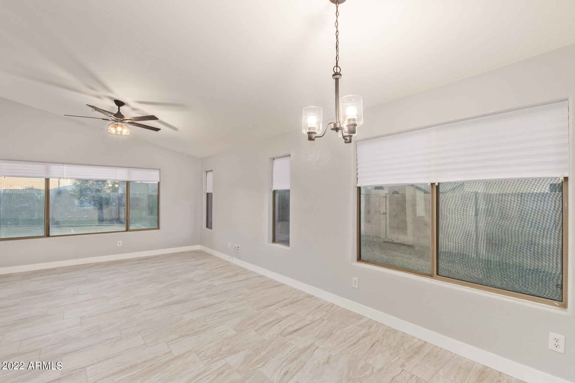 4820 W DESERT Lane