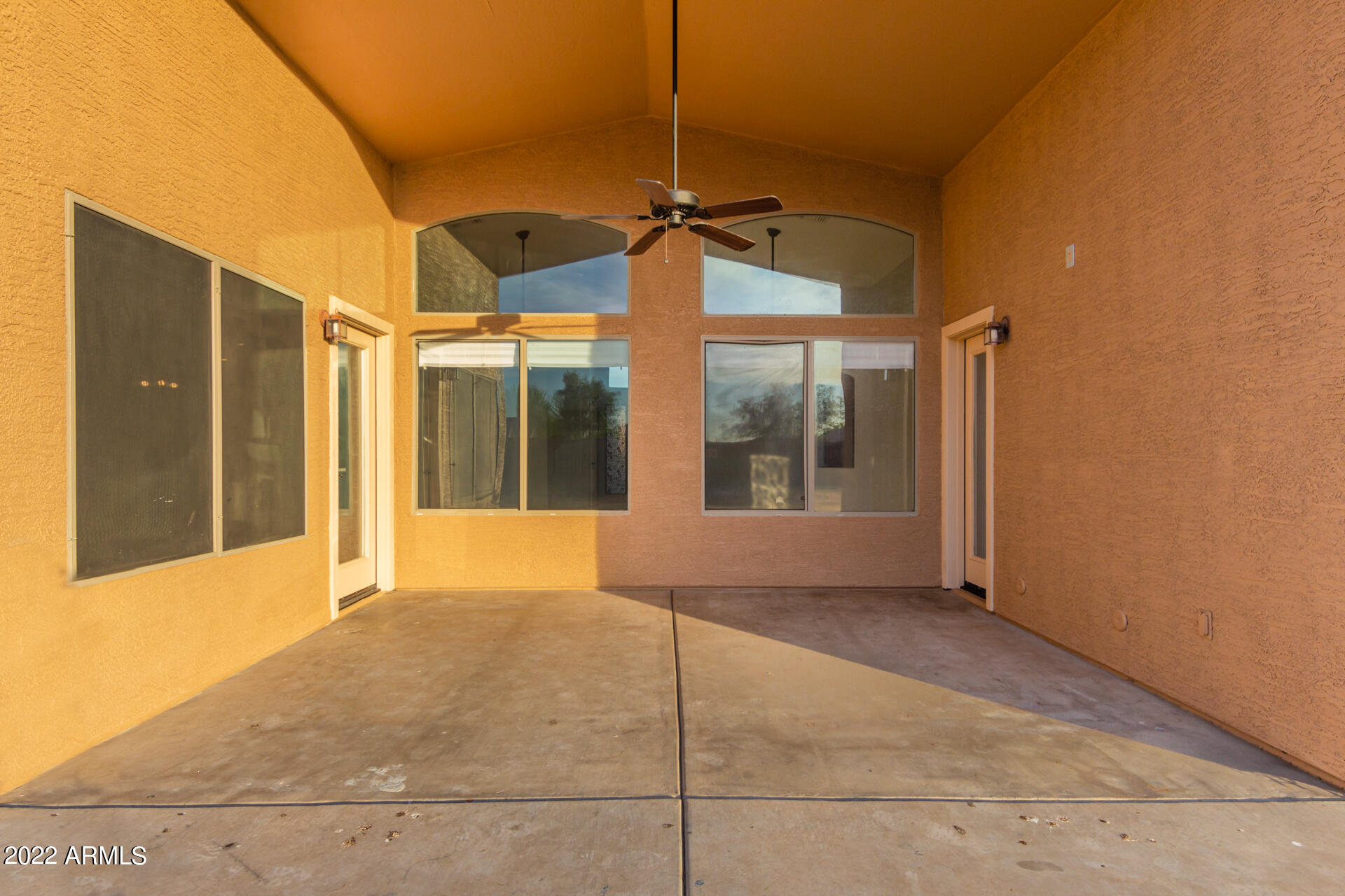 4820 W DESERT Lane