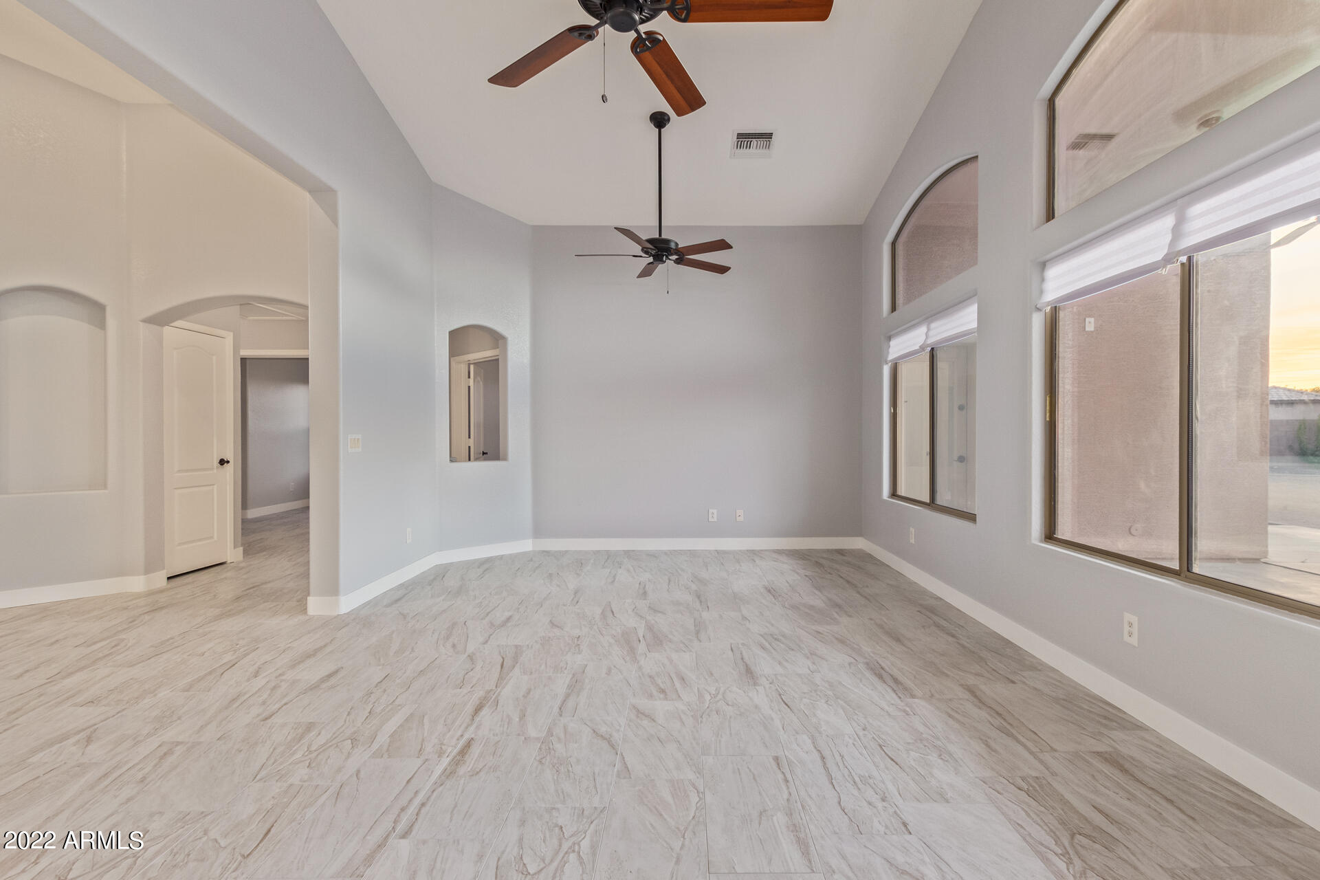 4820 W DESERT Lane
