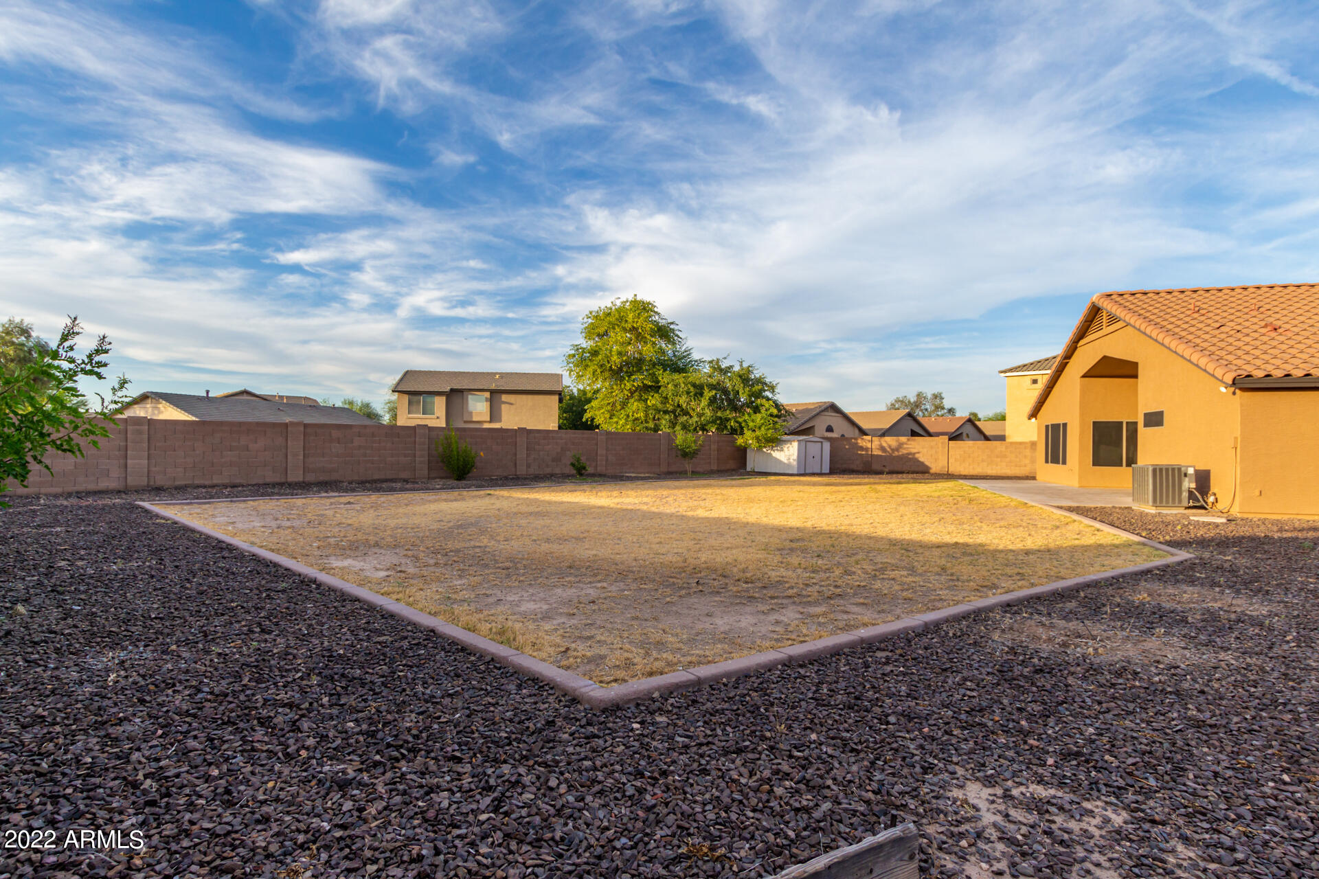 4820 W DESERT Lane