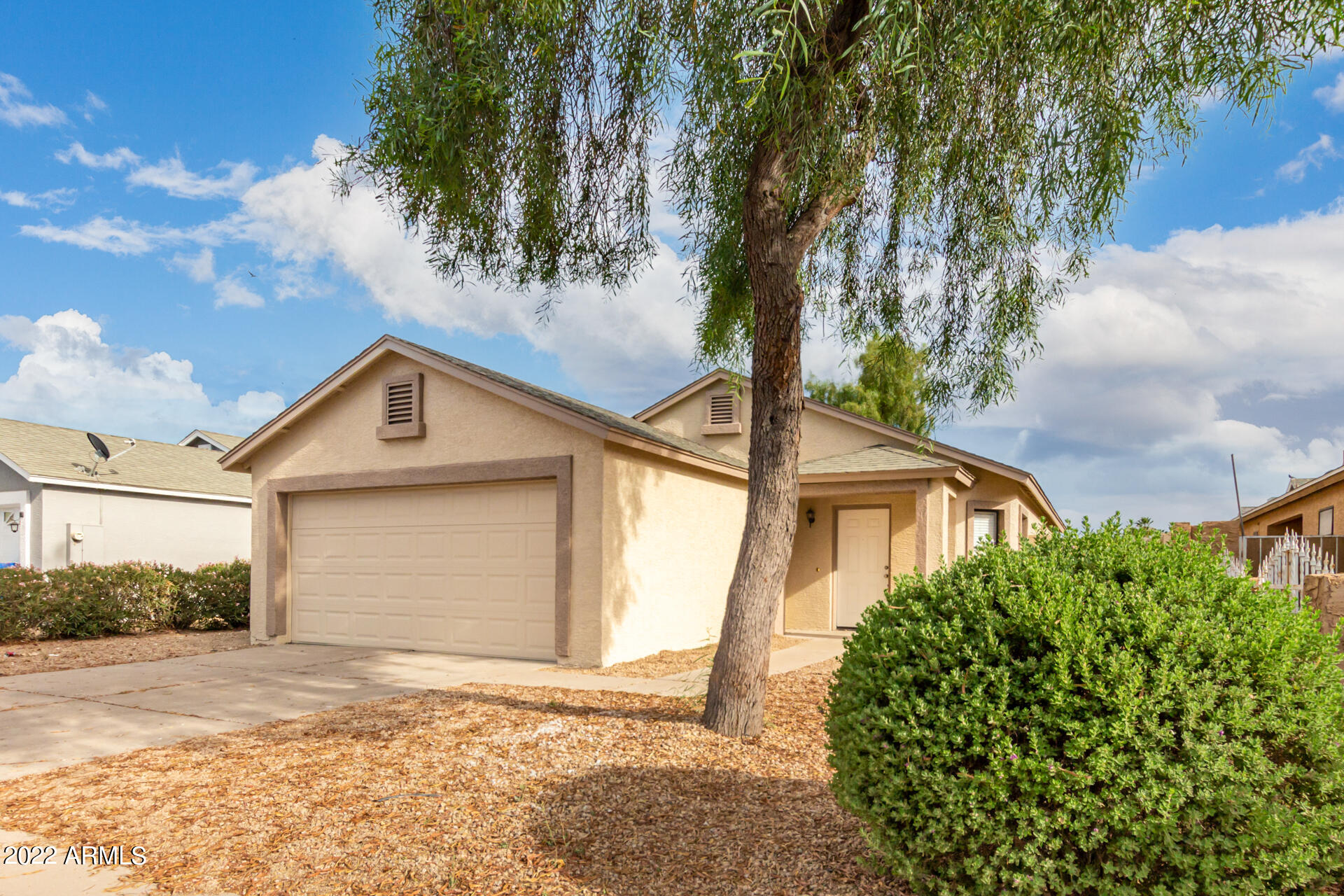 8845 W VALE Drive