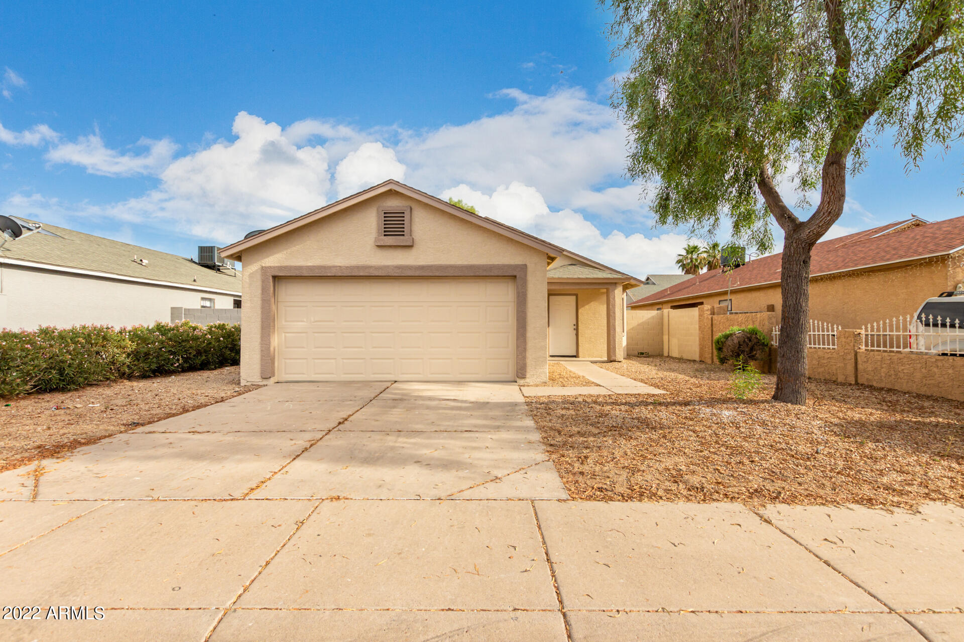 8845 W VALE Drive