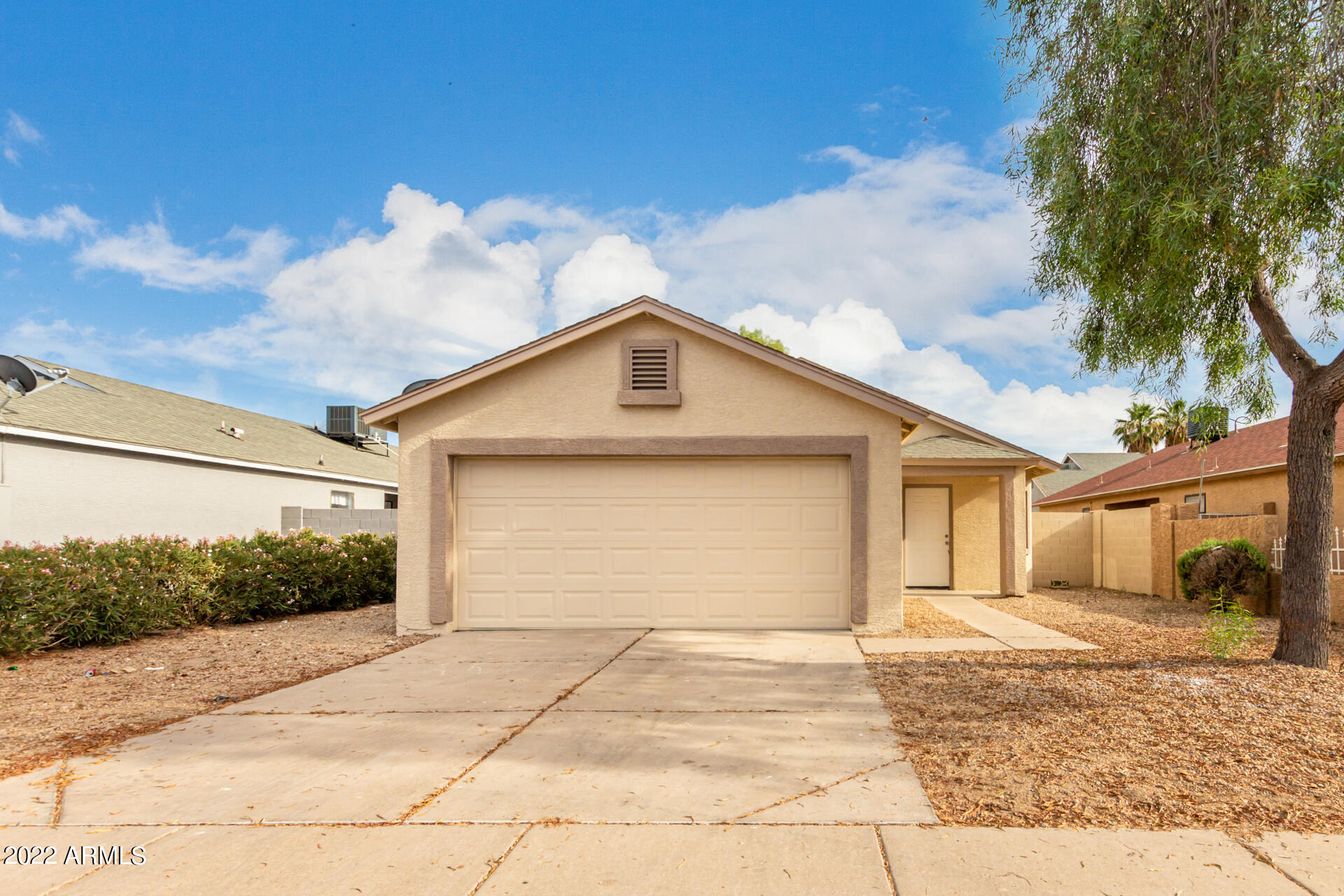8845 W VALE Drive