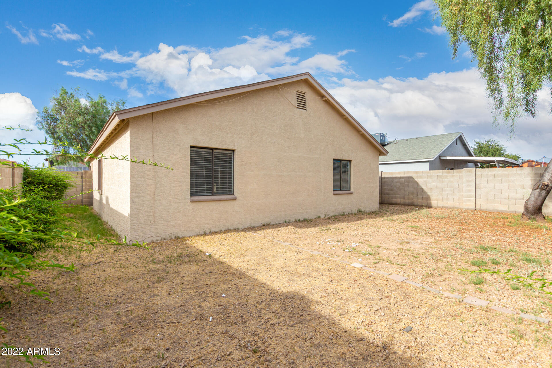 8845 W VALE Drive