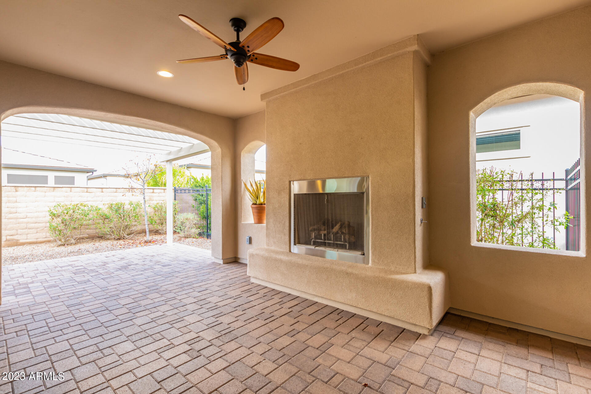 194 E BERGAMOT Lane