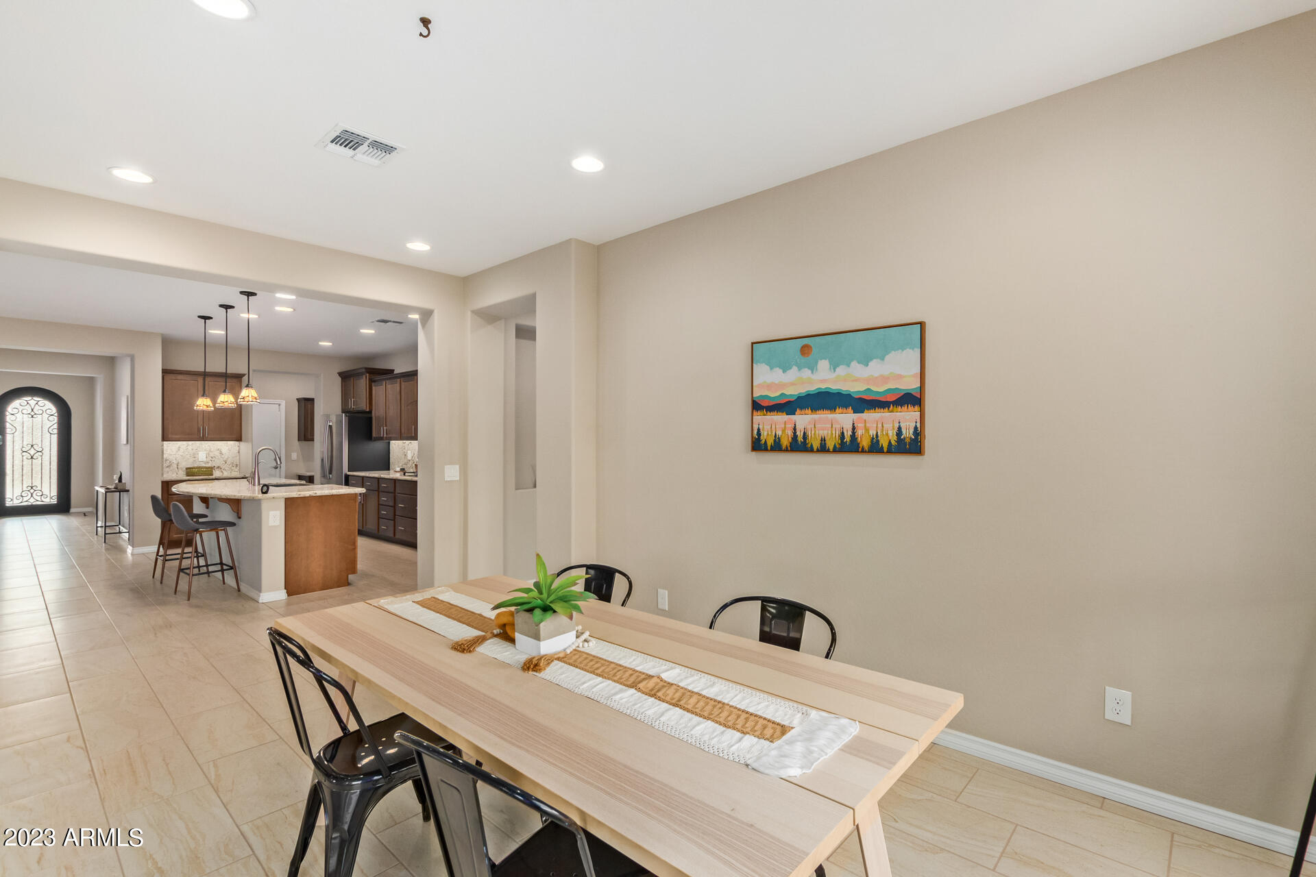 194 E BERGAMOT Lane