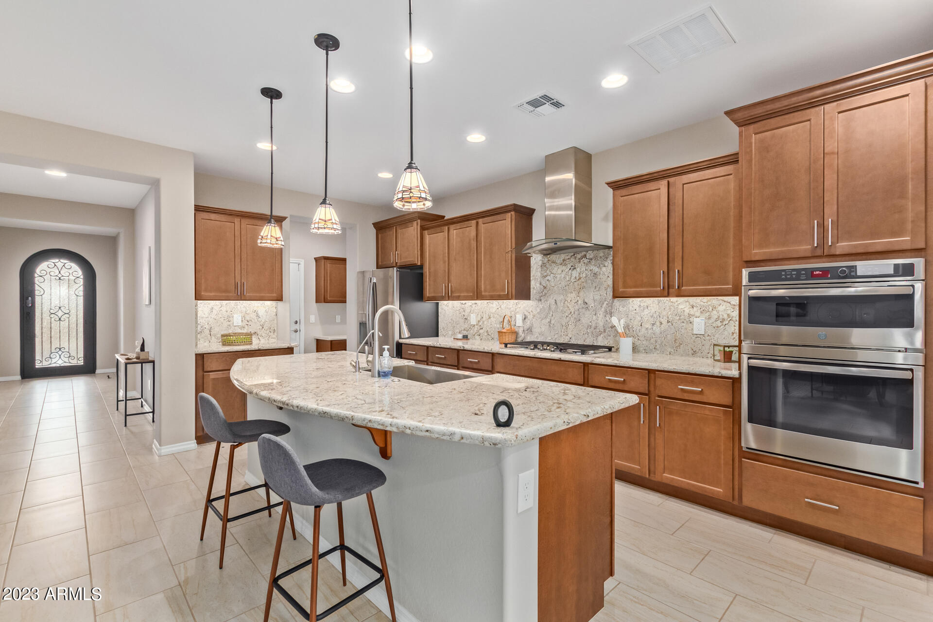 194 E BERGAMOT Lane