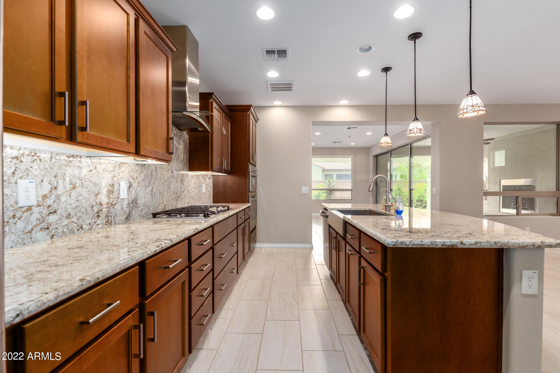 194 E BERGAMOT Lane