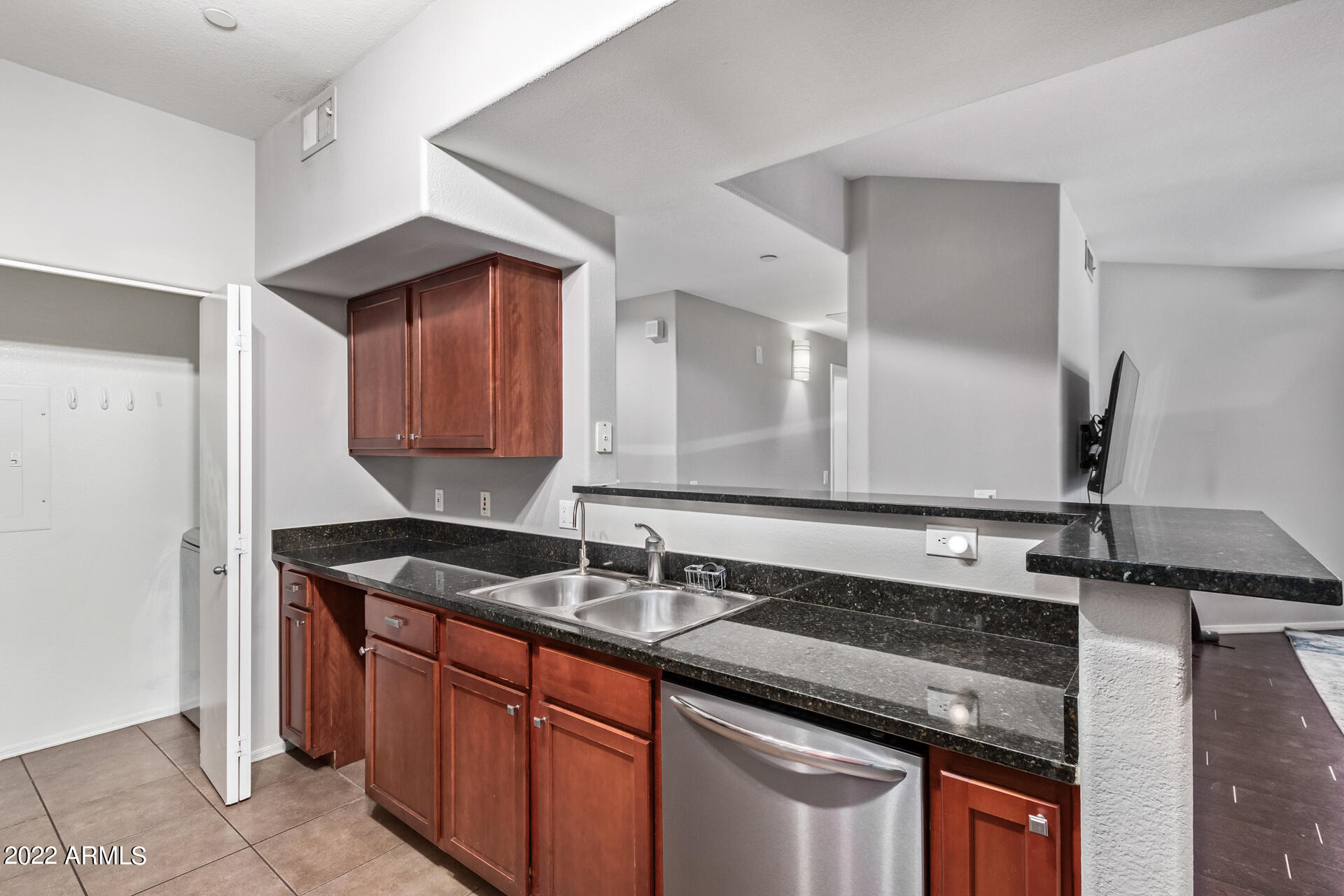 3302 N 7TH Street # 312