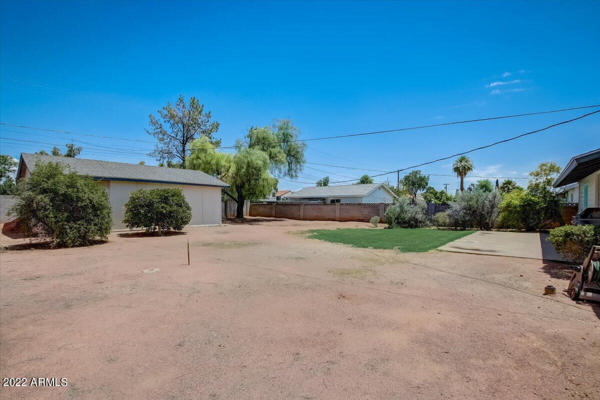 6626 E WILSHIRE Drive