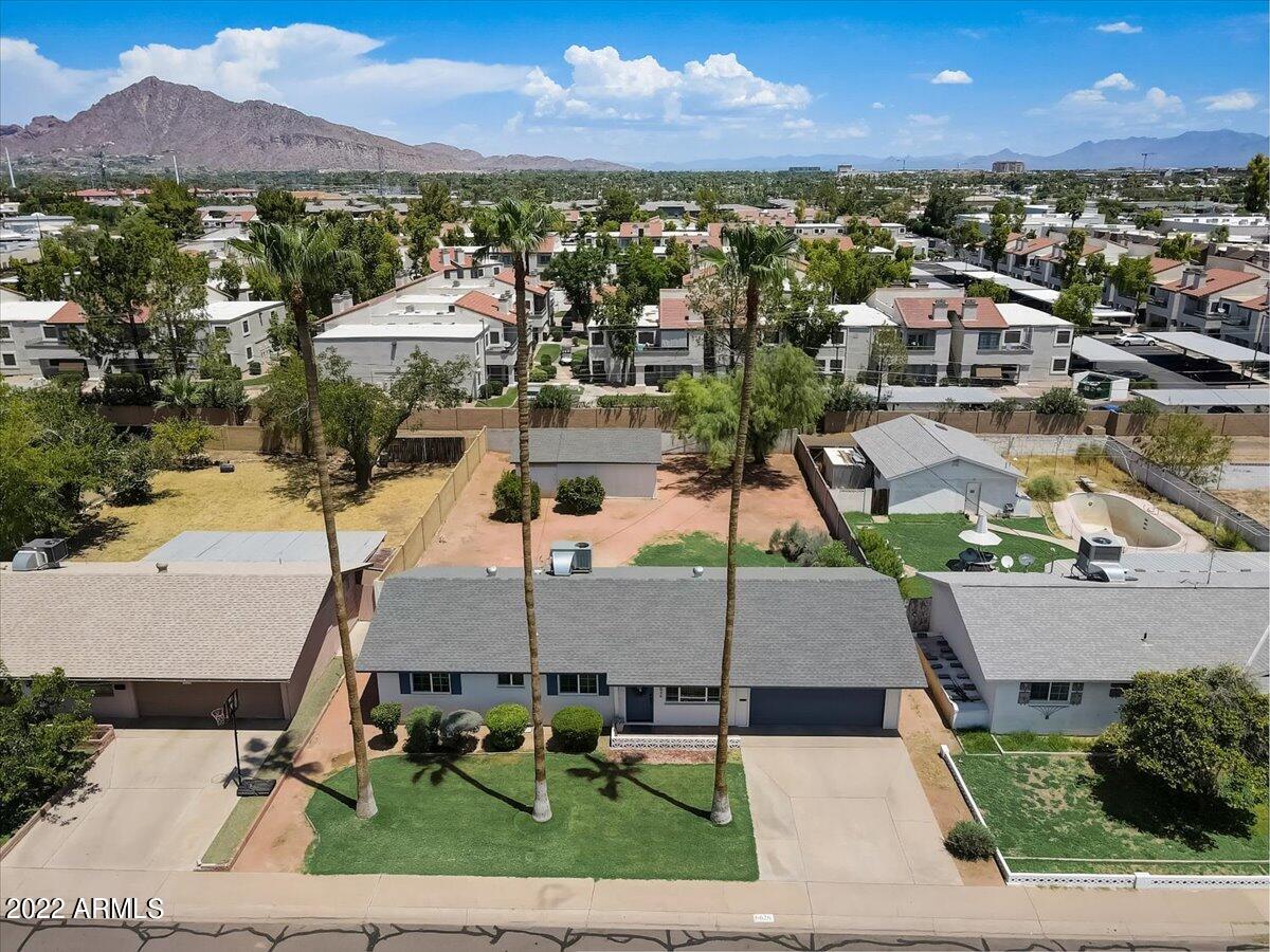 6626 E WILSHIRE Drive