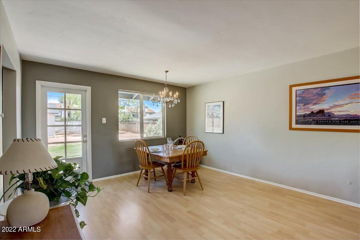 6626 E WILSHIRE Drive