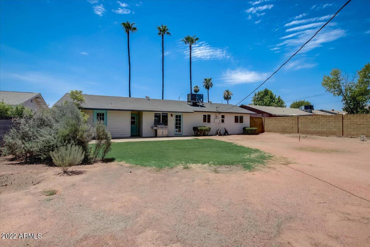 6626 E WILSHIRE Drive