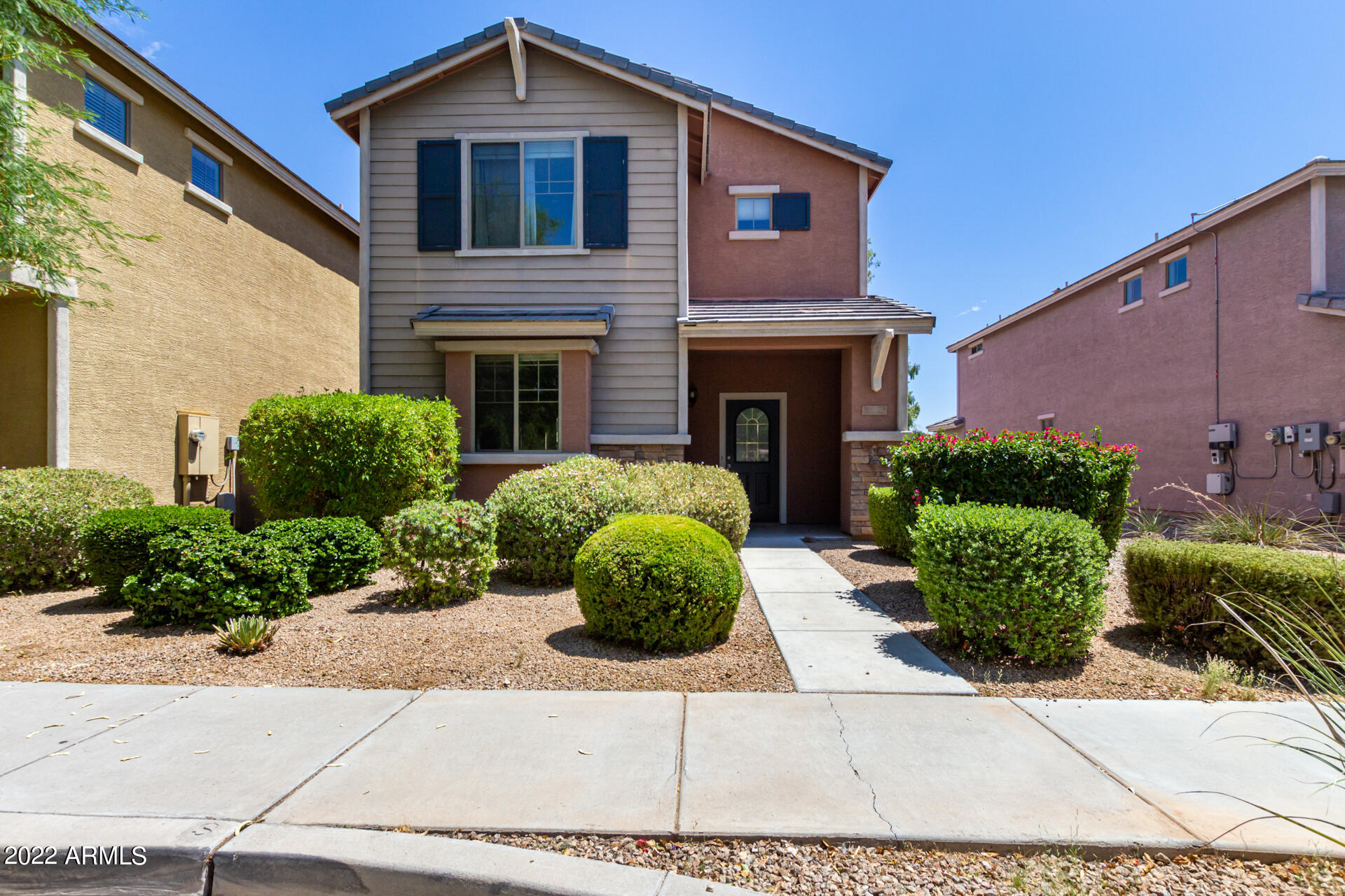 3745 E KERRY Lane