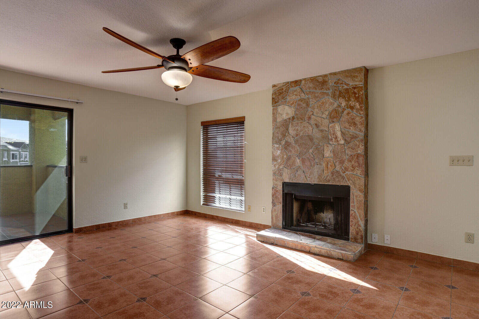 8302 N 21ST Drive # L208