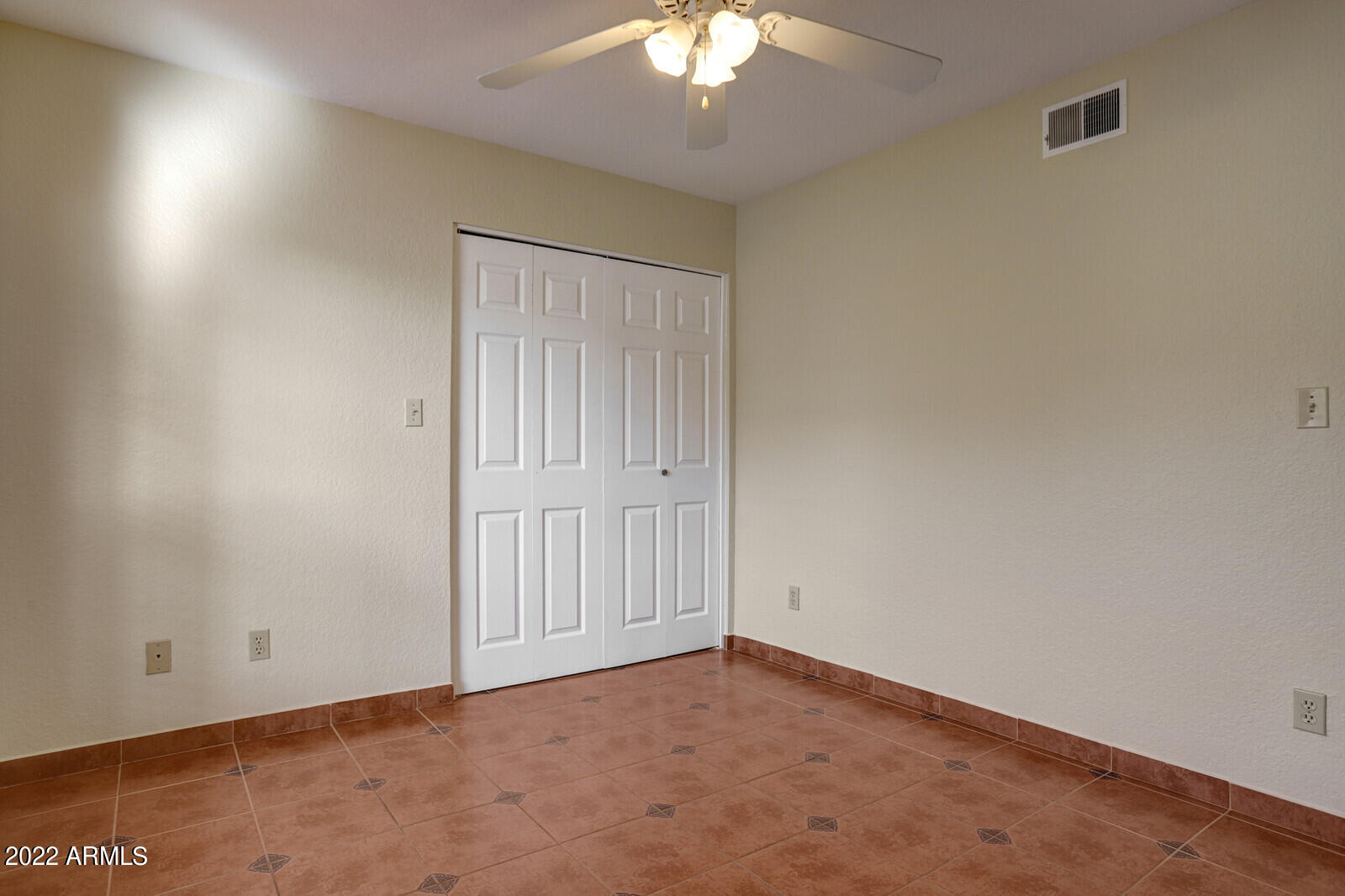8302 N 21ST Drive # L208