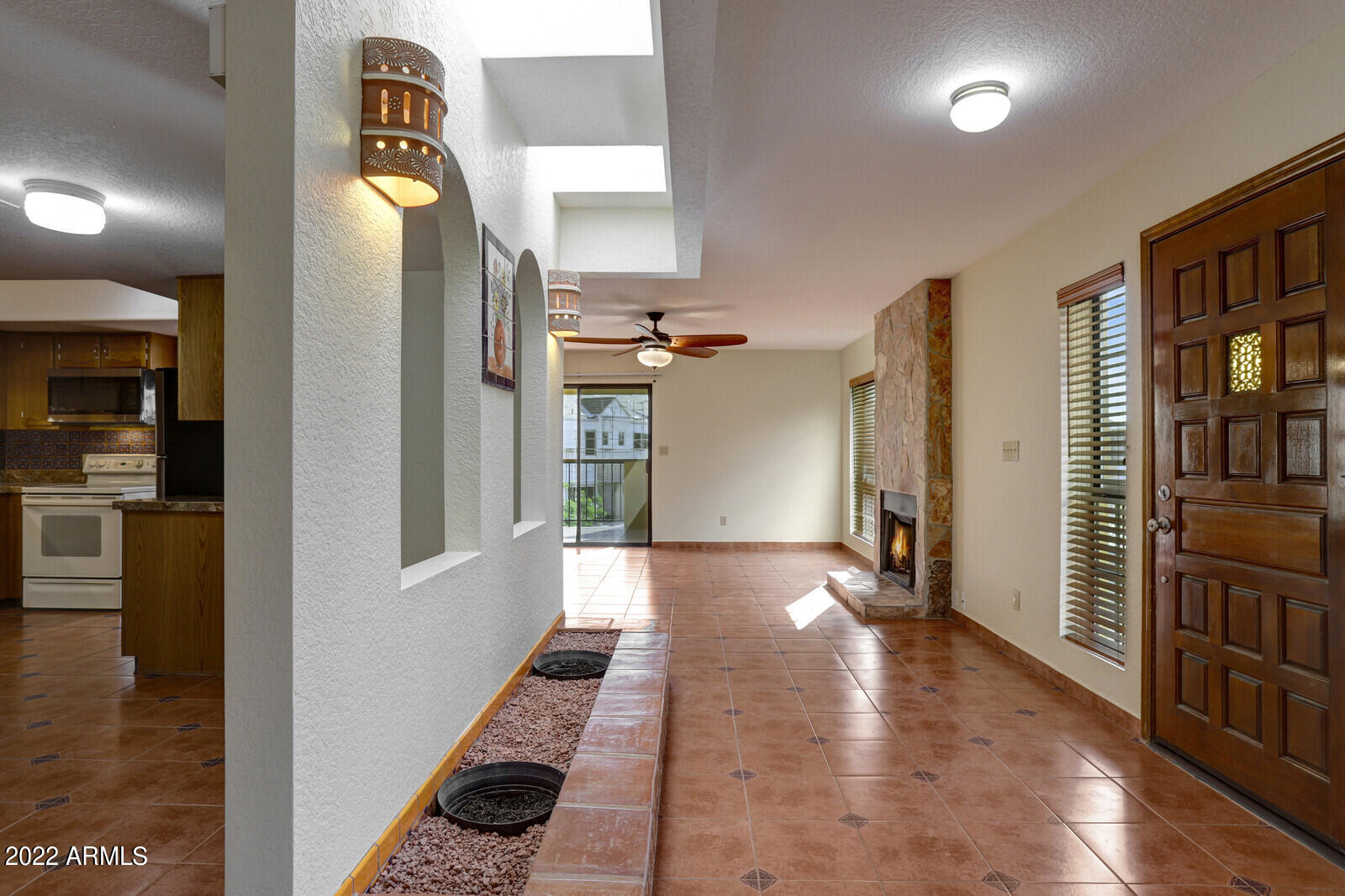 8302 N 21ST Drive # L208