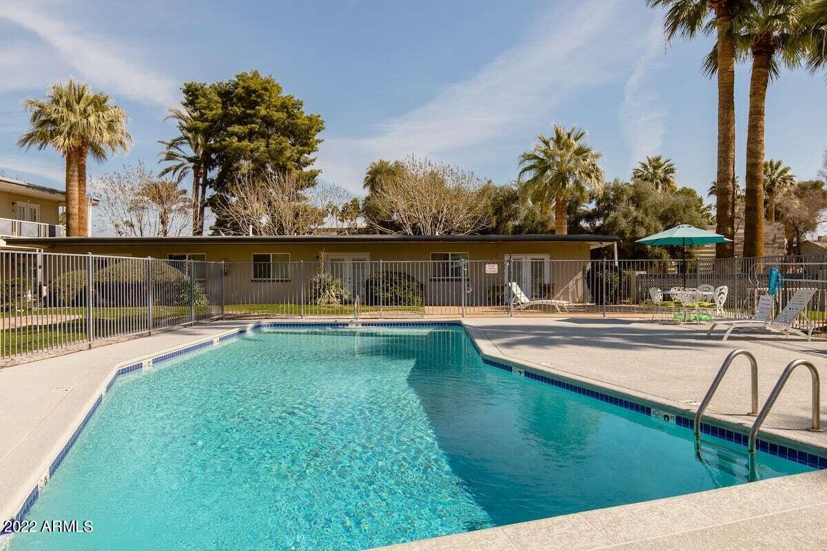 6834 E 4th Street # 17