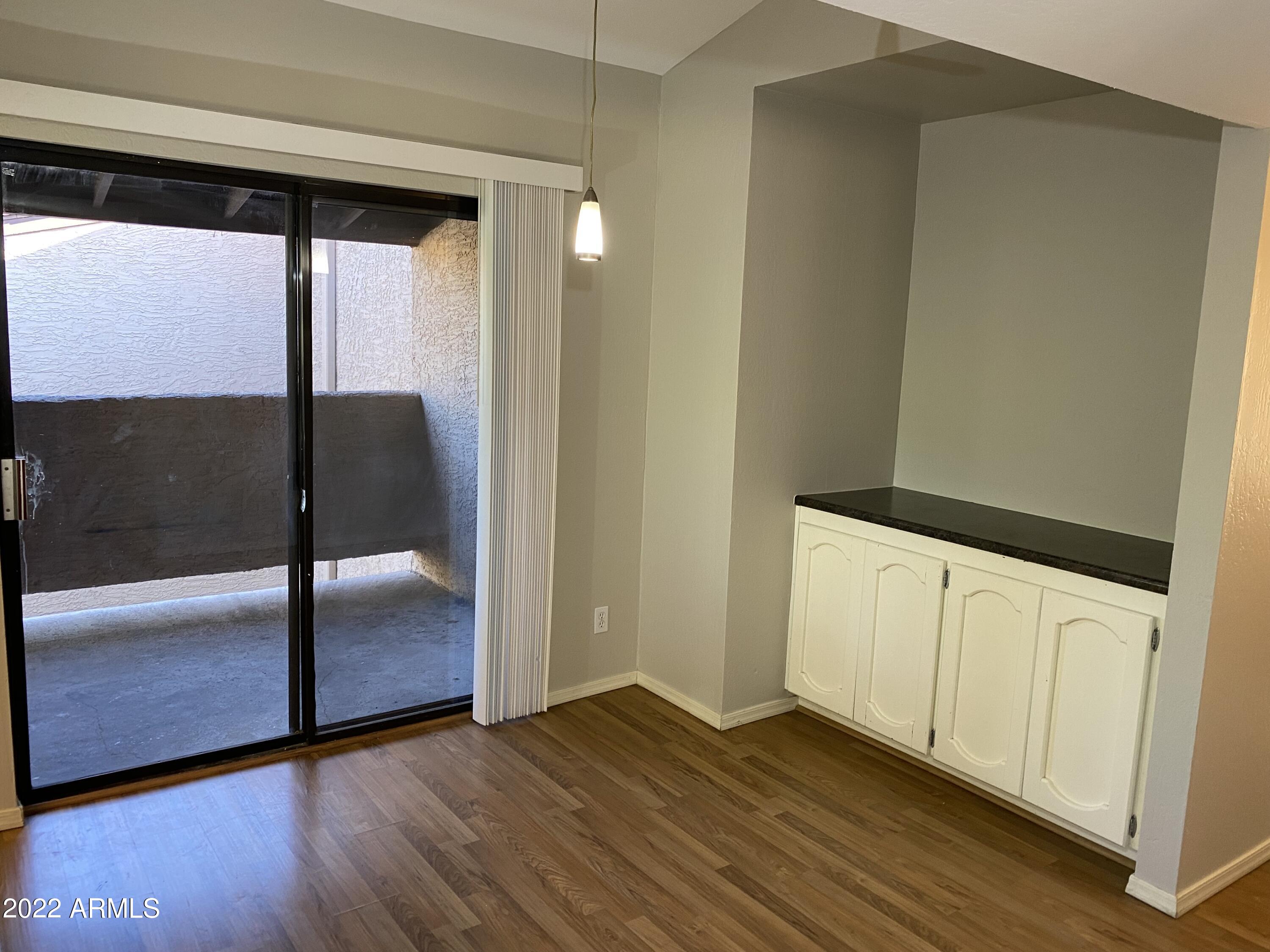 5146 E Oak Street # 207