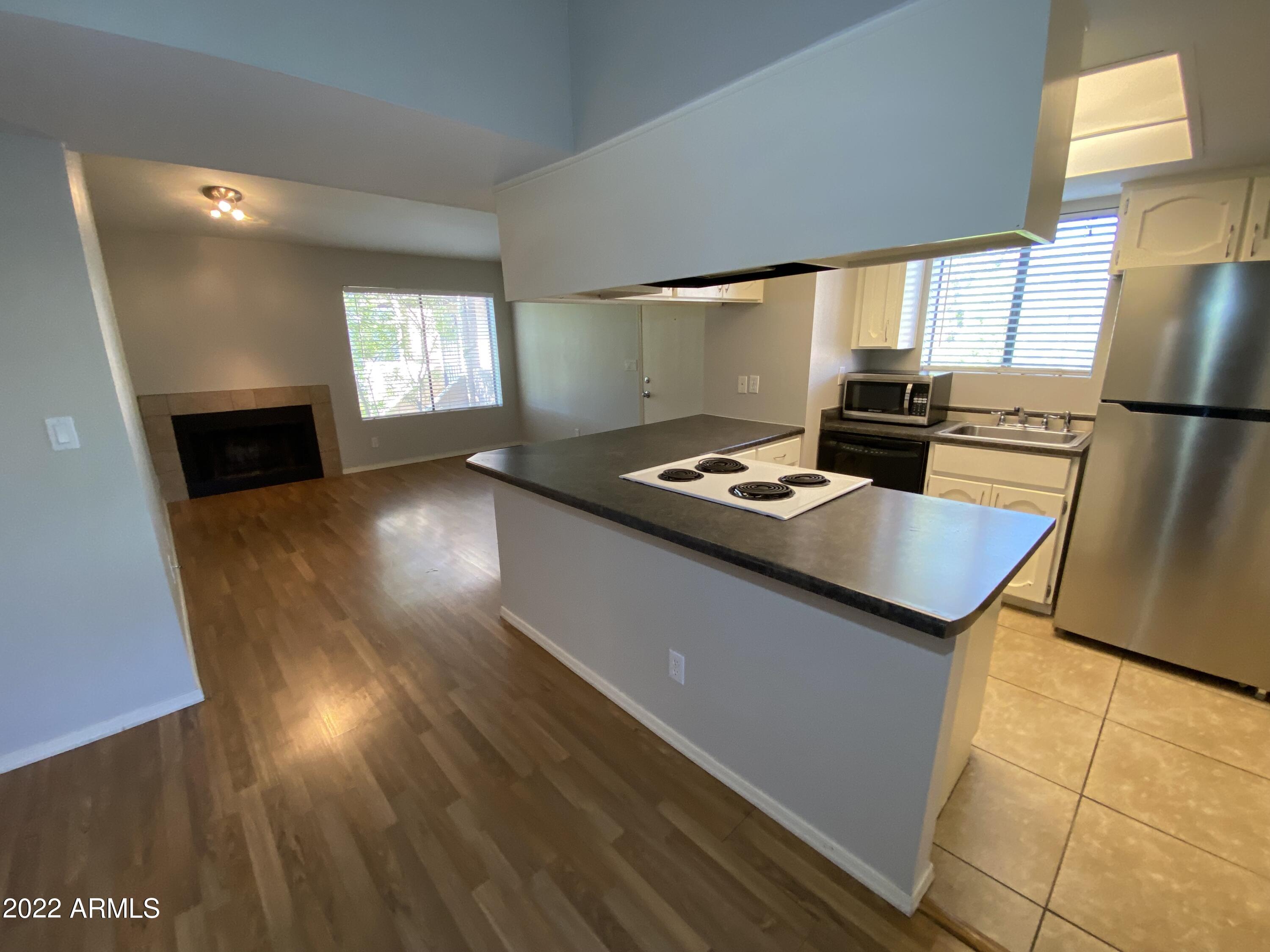 5146 E Oak Street # 207