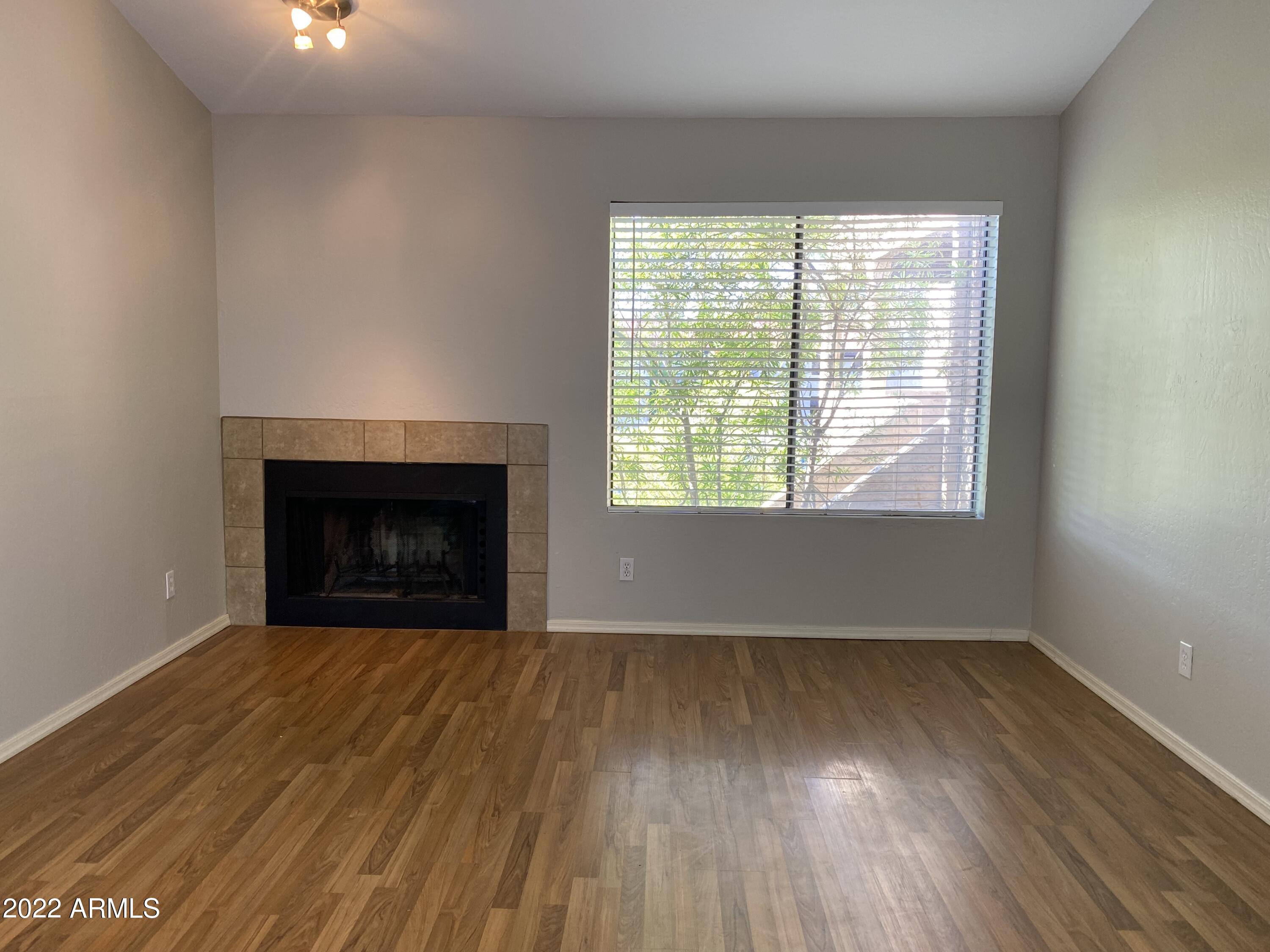 5146 E Oak Street # 207