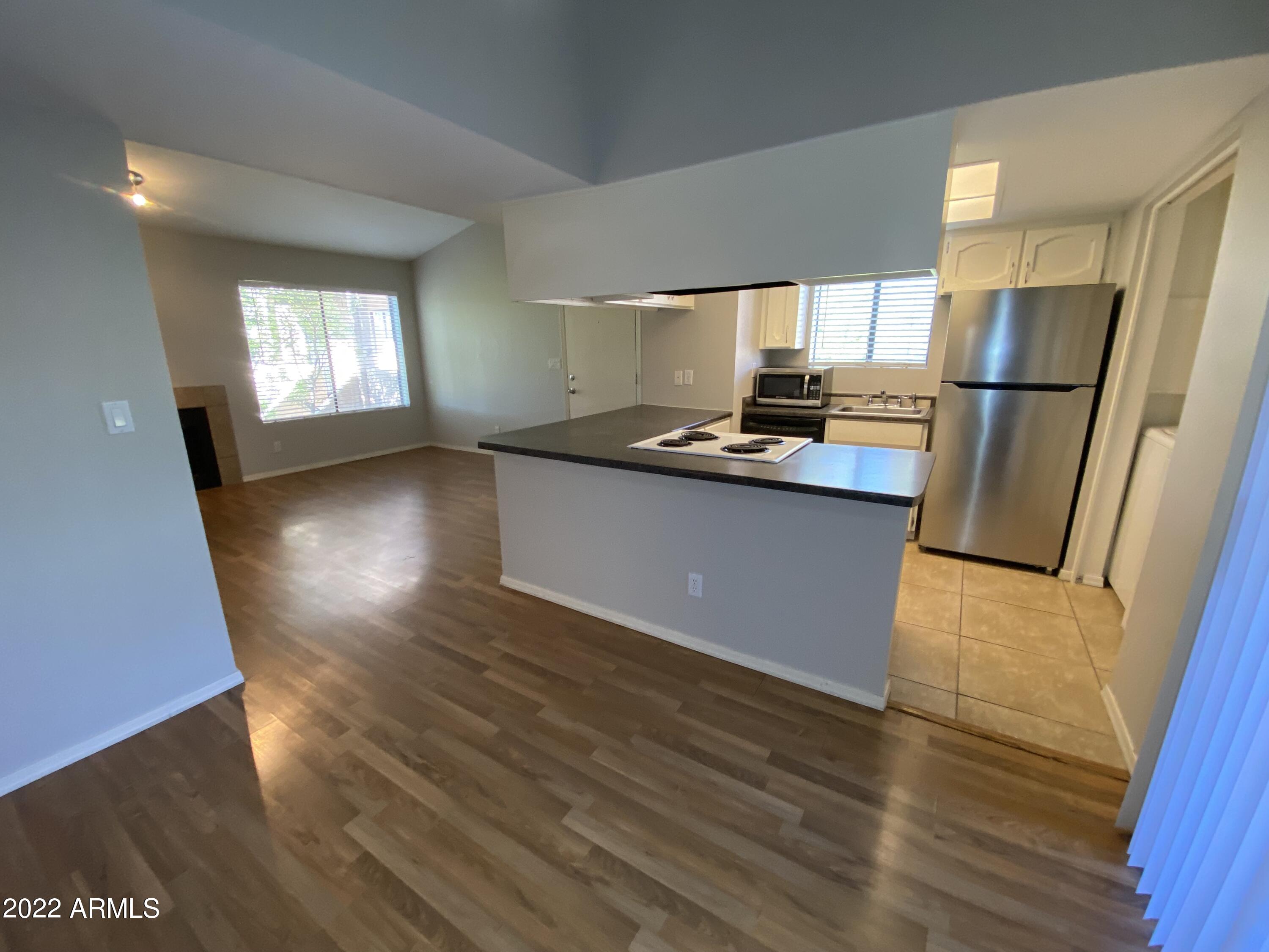 5146 E Oak Street # 207