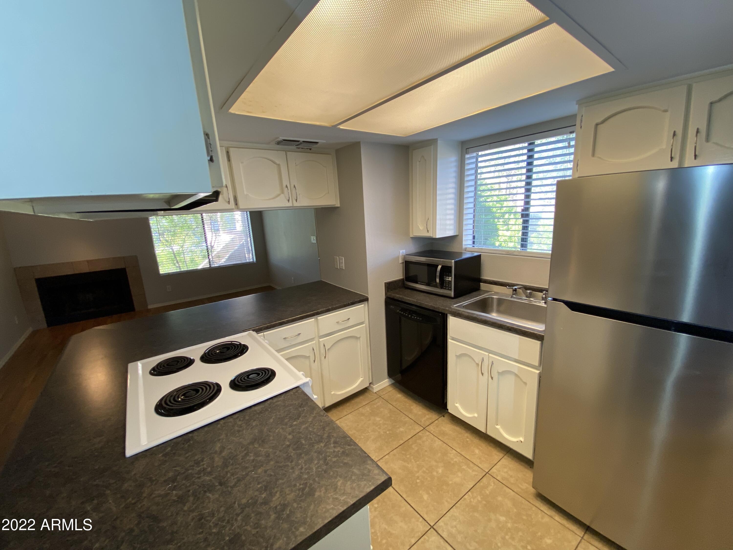 5146 E Oak Street # 207